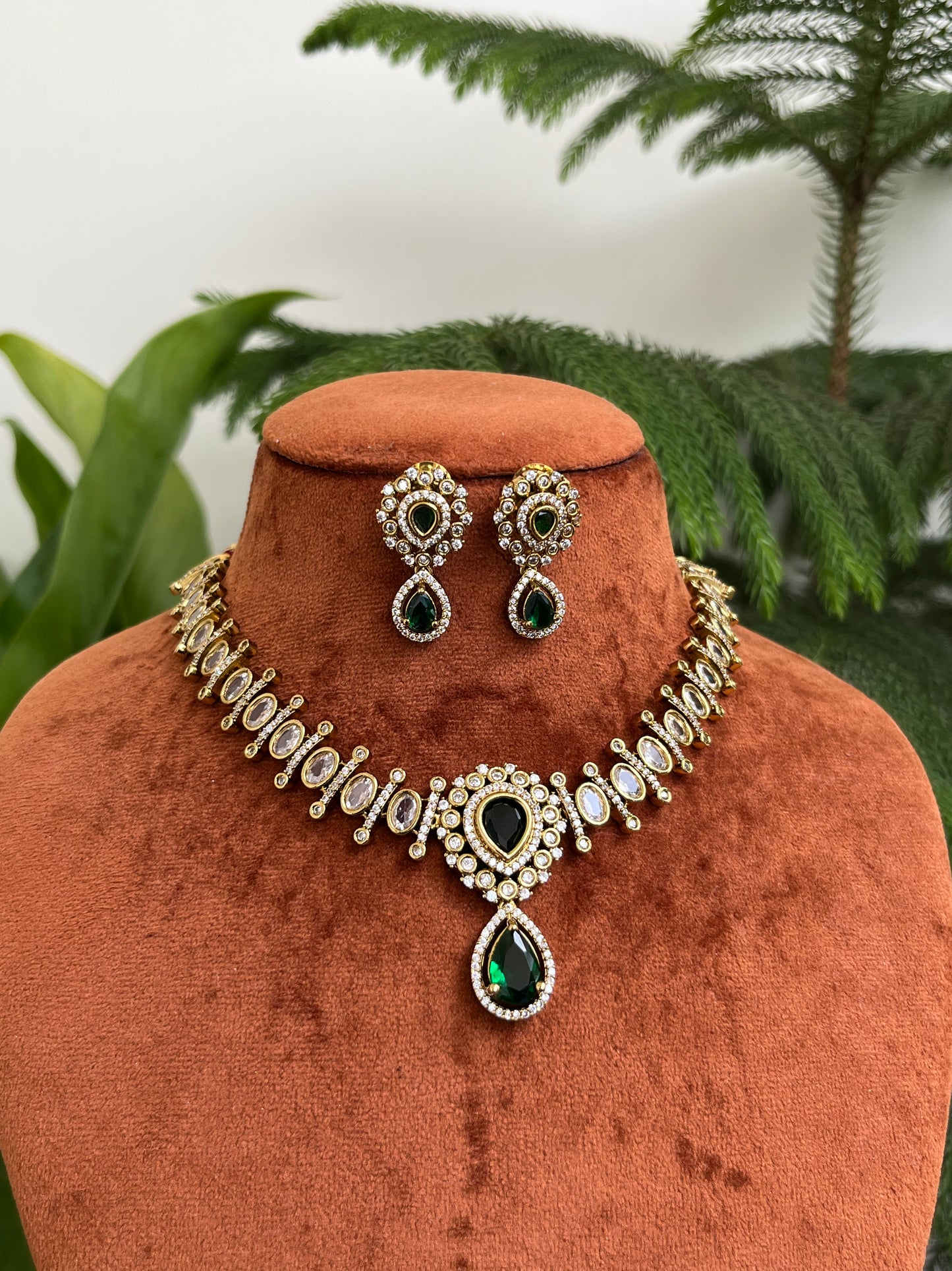 Victorian Drop Necklace Set