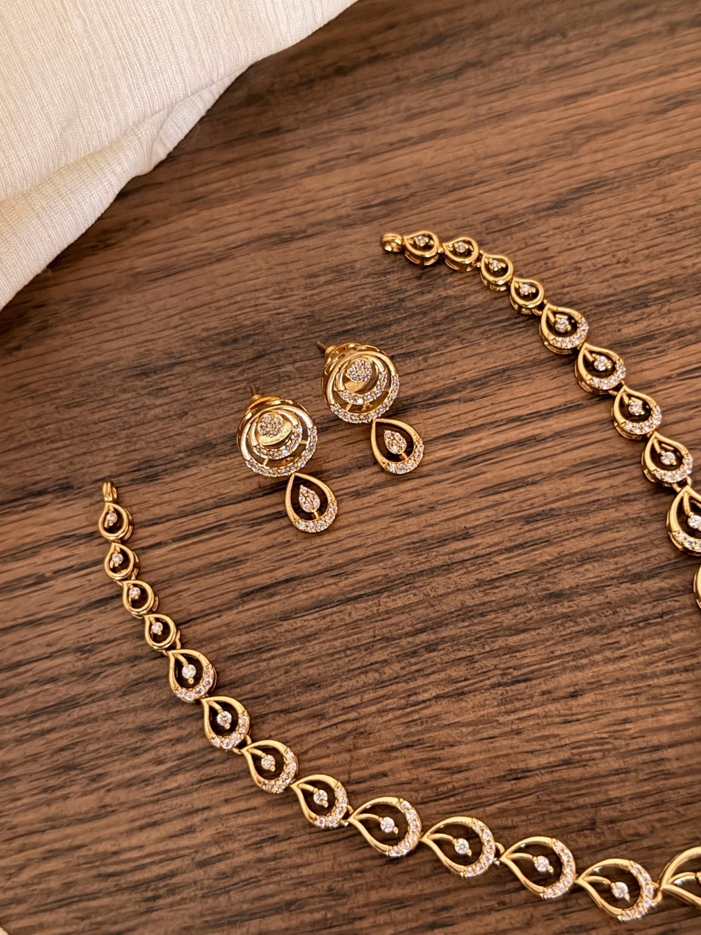 Sleek AD Short Necklace Set – Elegant Party Wear