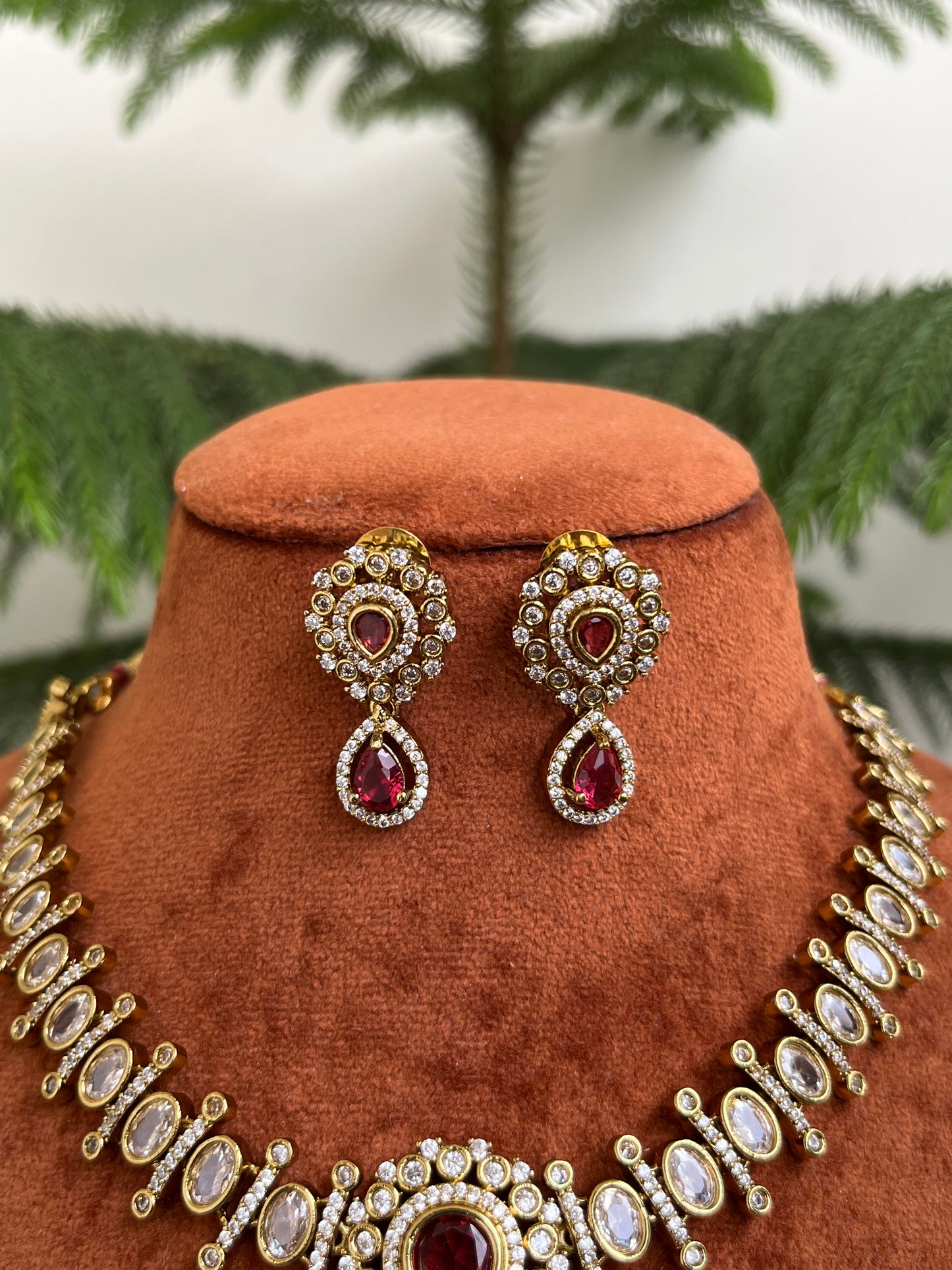 Victorian Drop Necklace Set