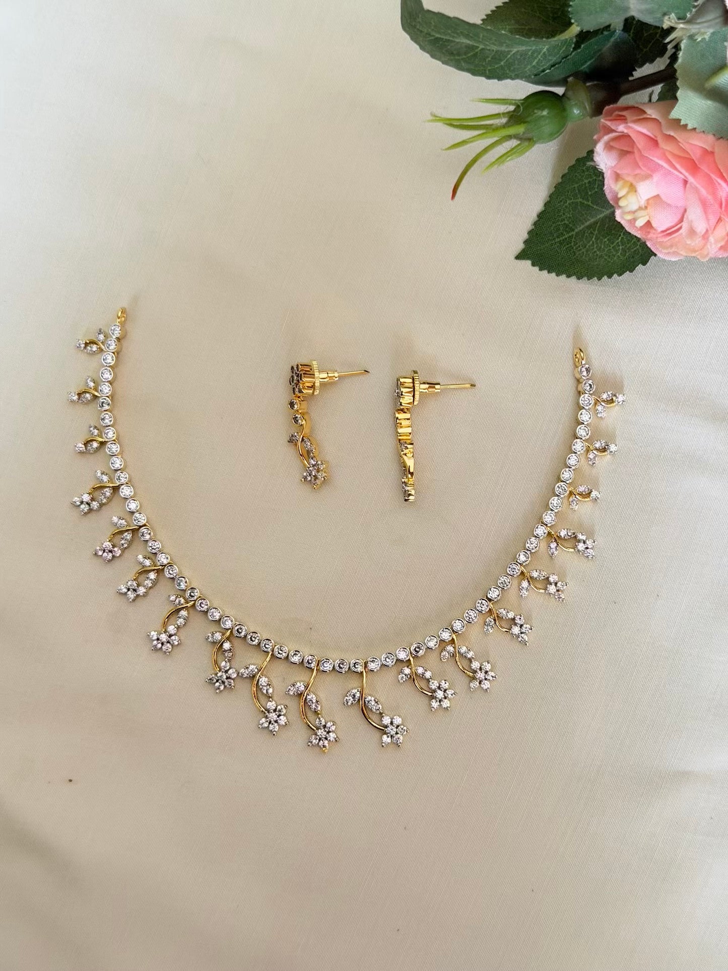 Elegant diamond look alike set
