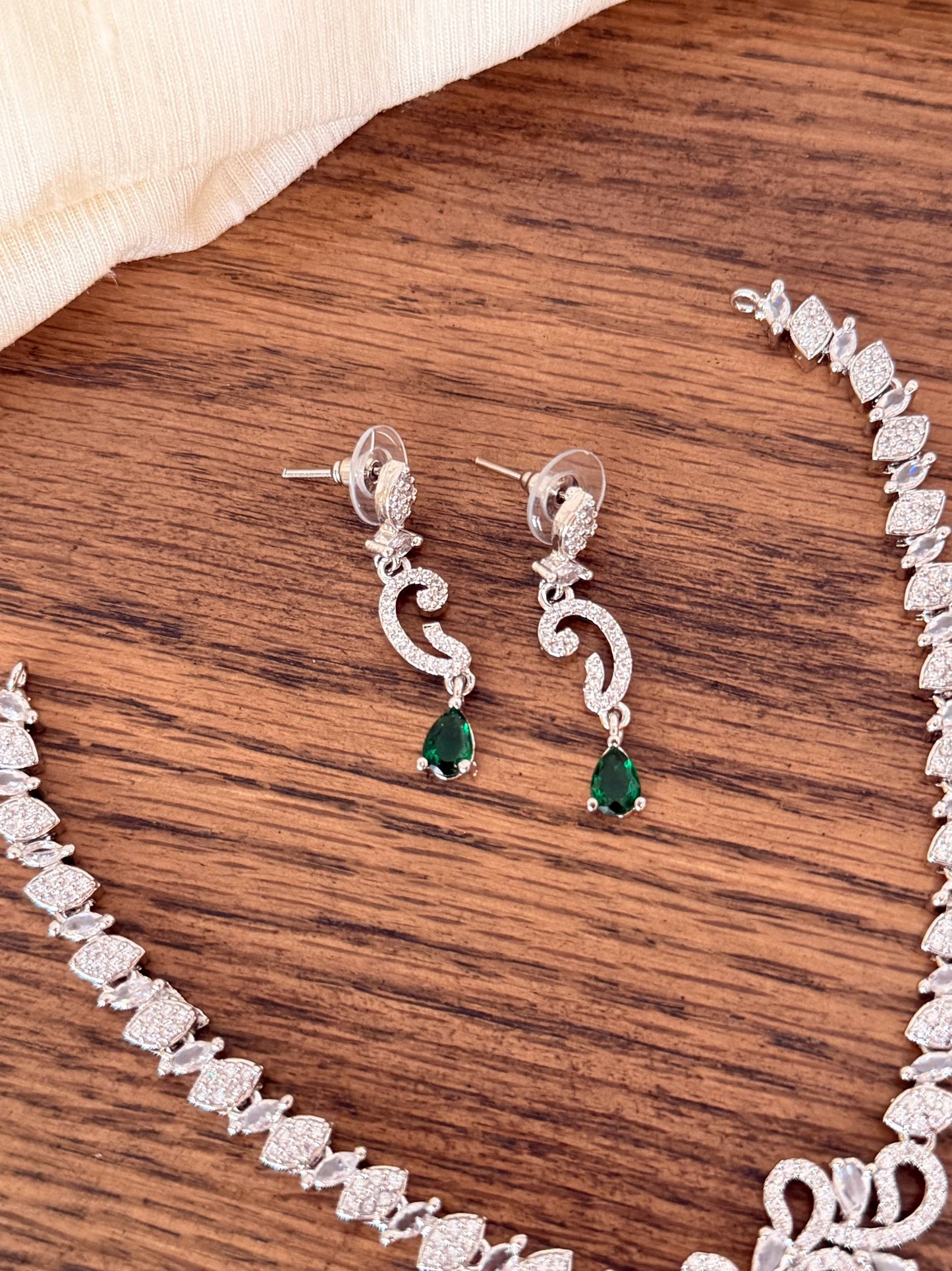 Silver tone Party Wear Necklace Set