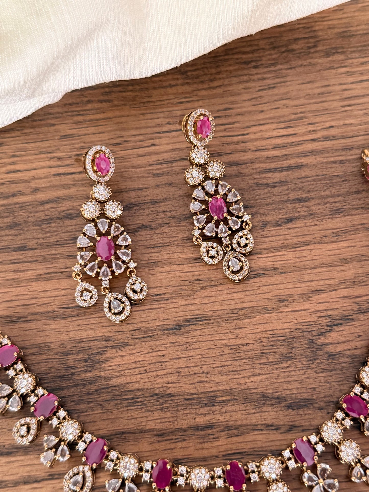 Premium Designer Victorian Necklace Set