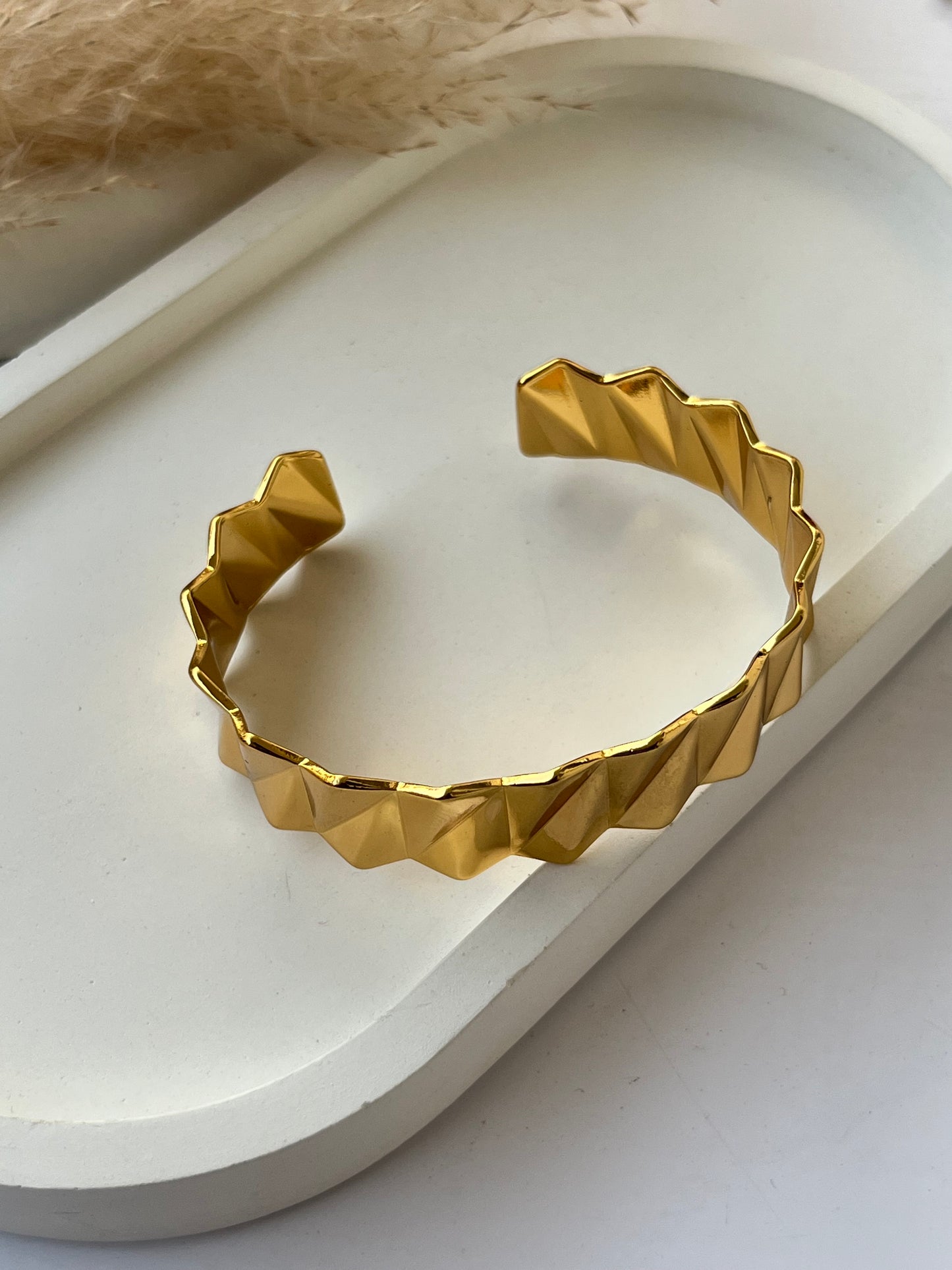 Lia Bracelet Cuff