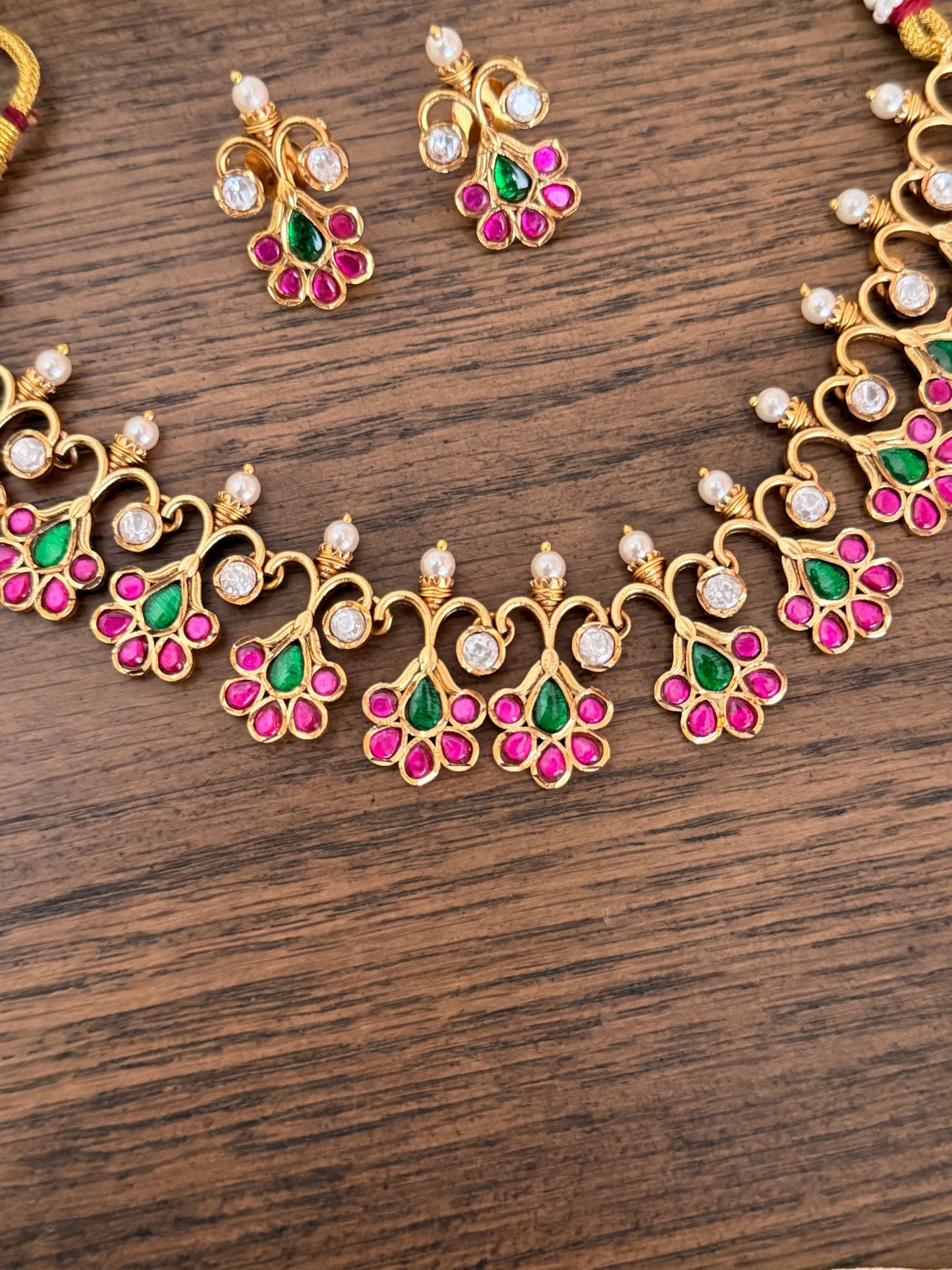 Lightweight Jadau Kundan Necklace Set with Ruby & Emerald Paisley Motifs