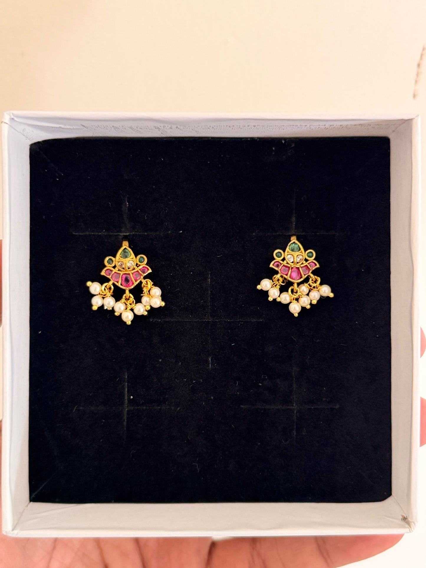 Floral Kemp Stone Bugadi with Pearl Drops