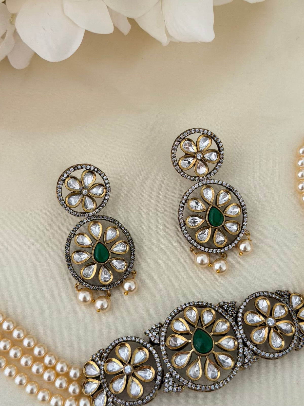 Victorian Kundan-Style Pearl Choker Set with Emerald Centre Stone and Round Earrings