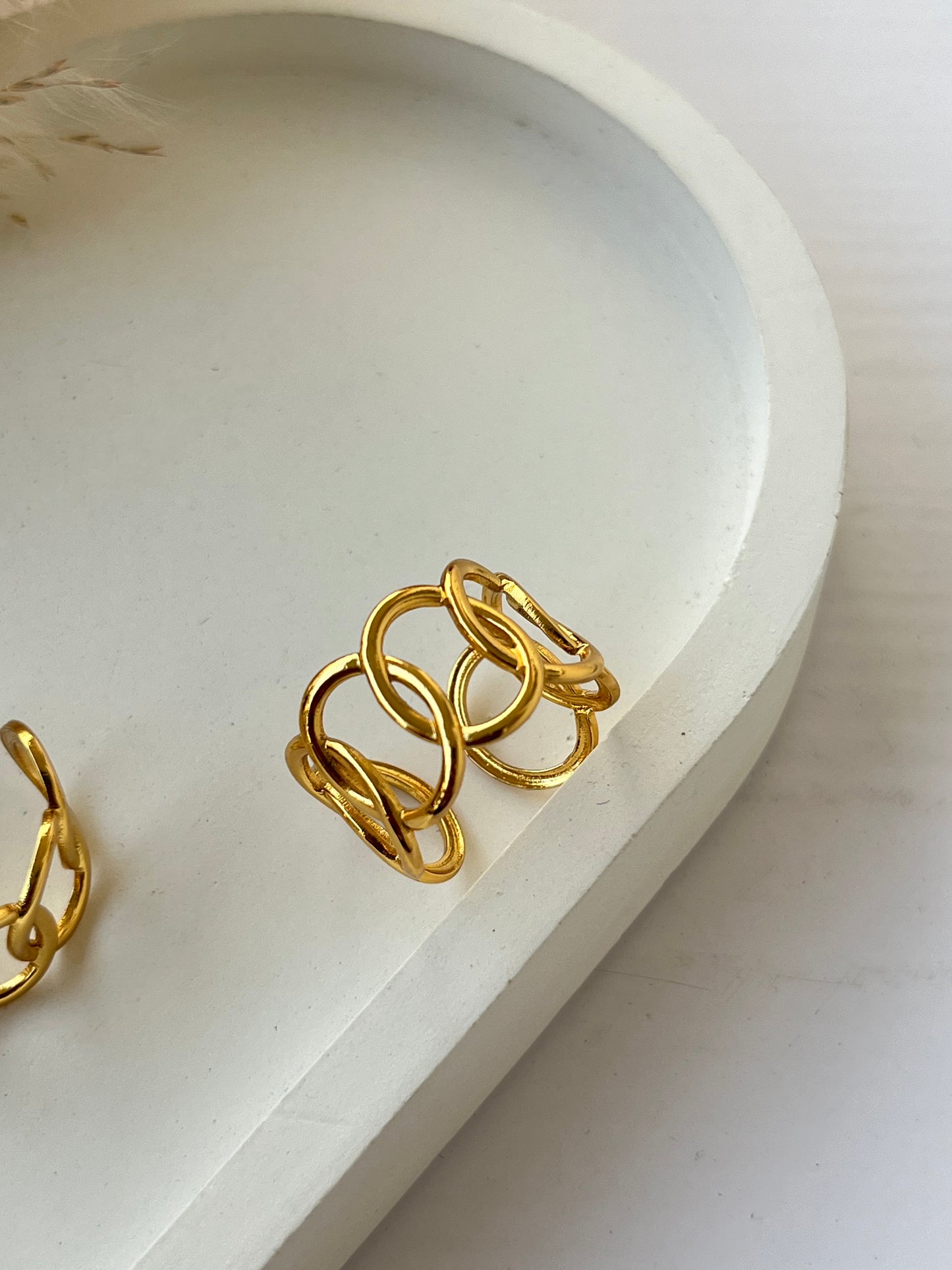 Scottie Ring
