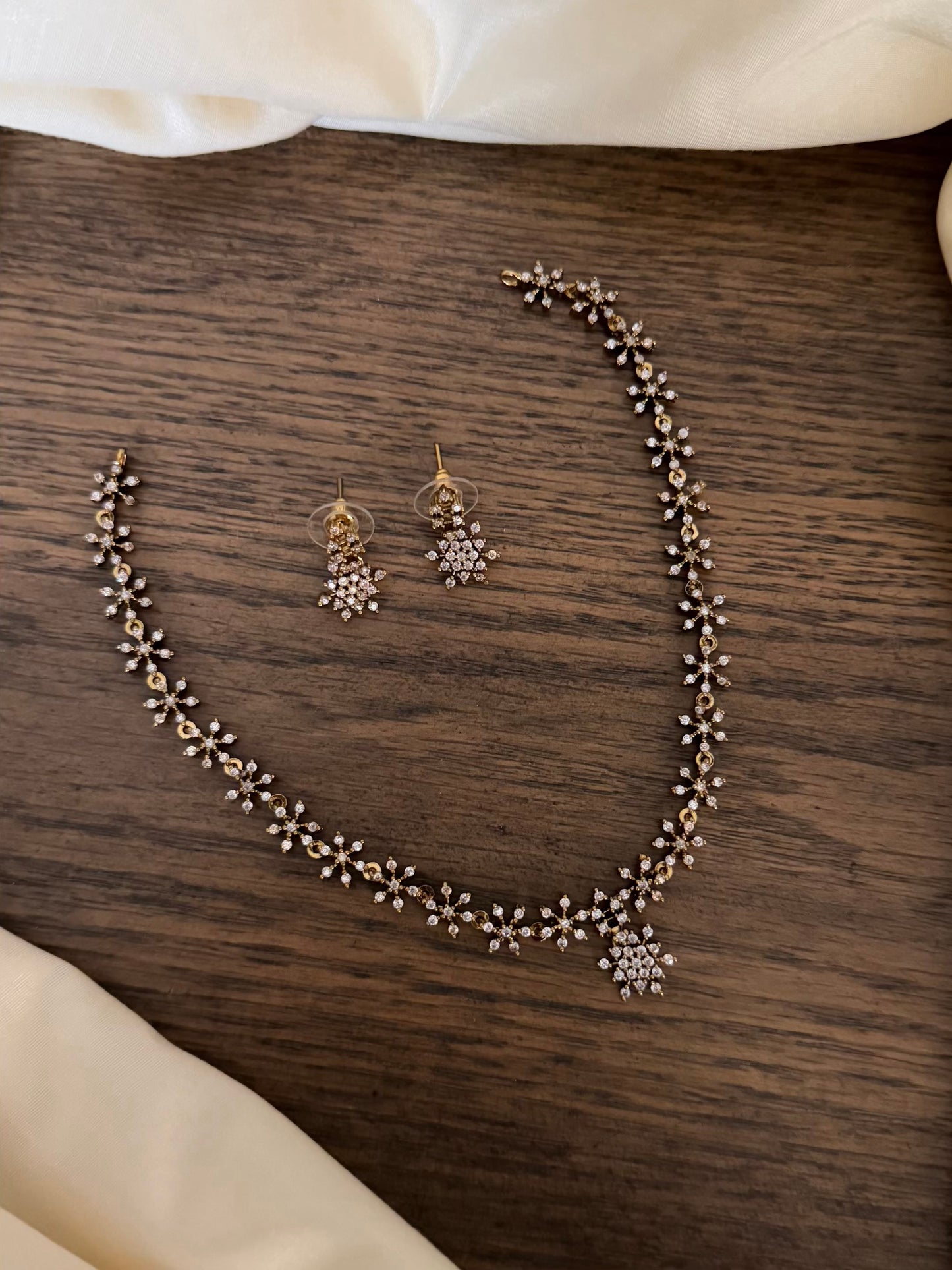 Star Line AD Necklace – Minimal & Trending – With Stud Earrings 13
