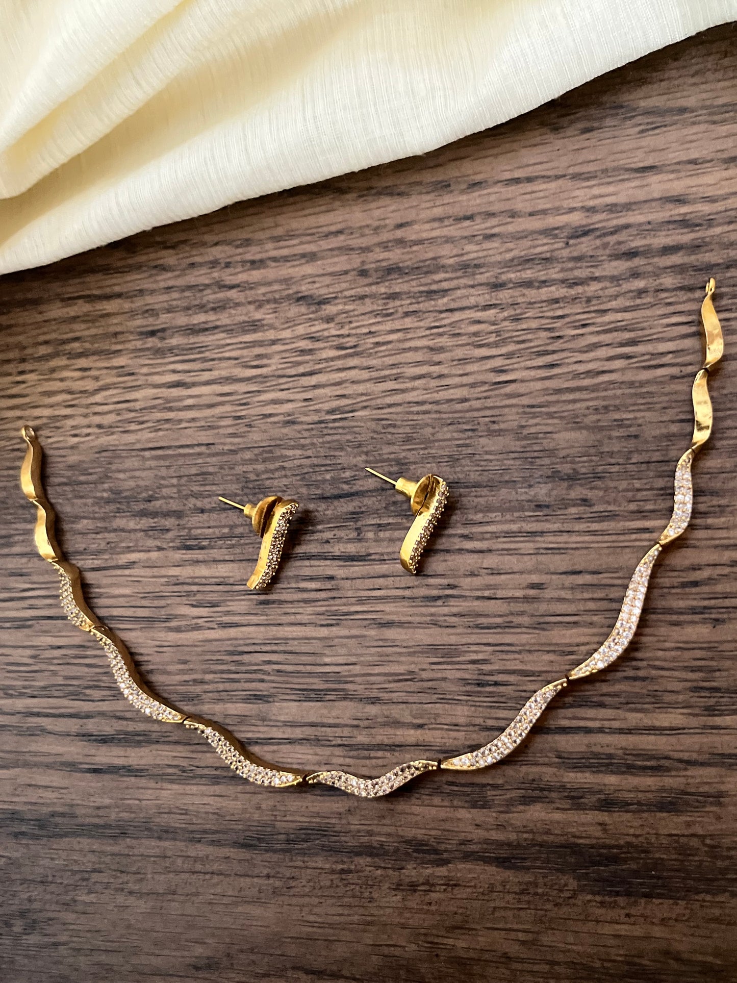 Sleek Wave-Design Gold Plated Necklace with Earrings | Minimalist Daily Wear Jewellery