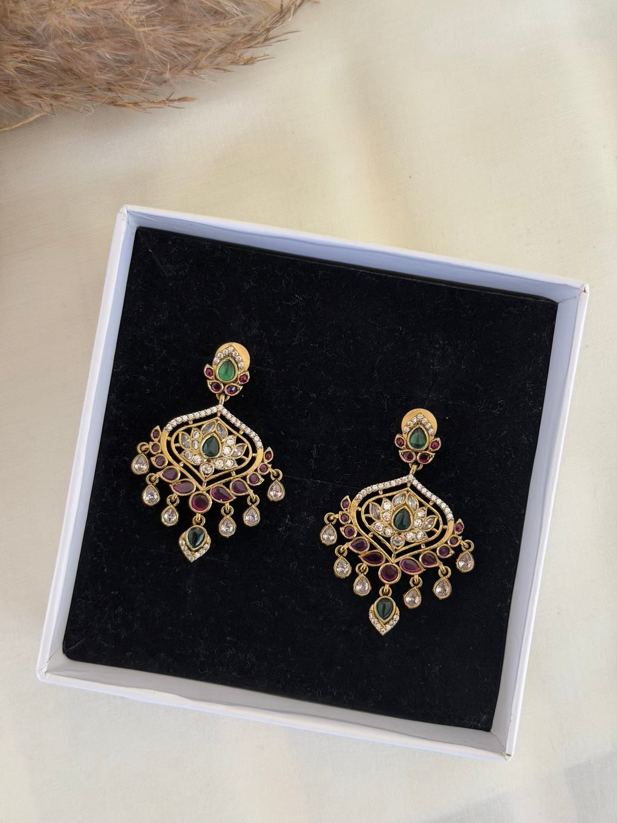 Emerald Kundan Chandelier Earrings with Faceted Drops