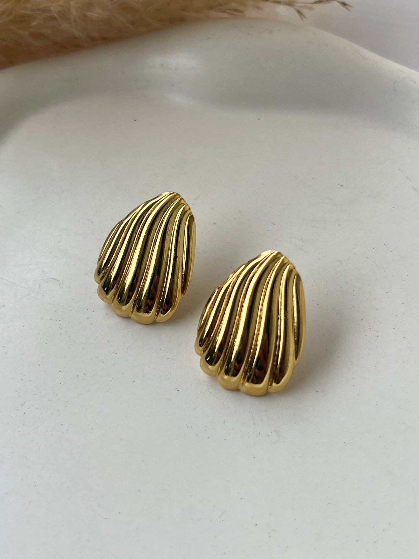 Naia Earrings