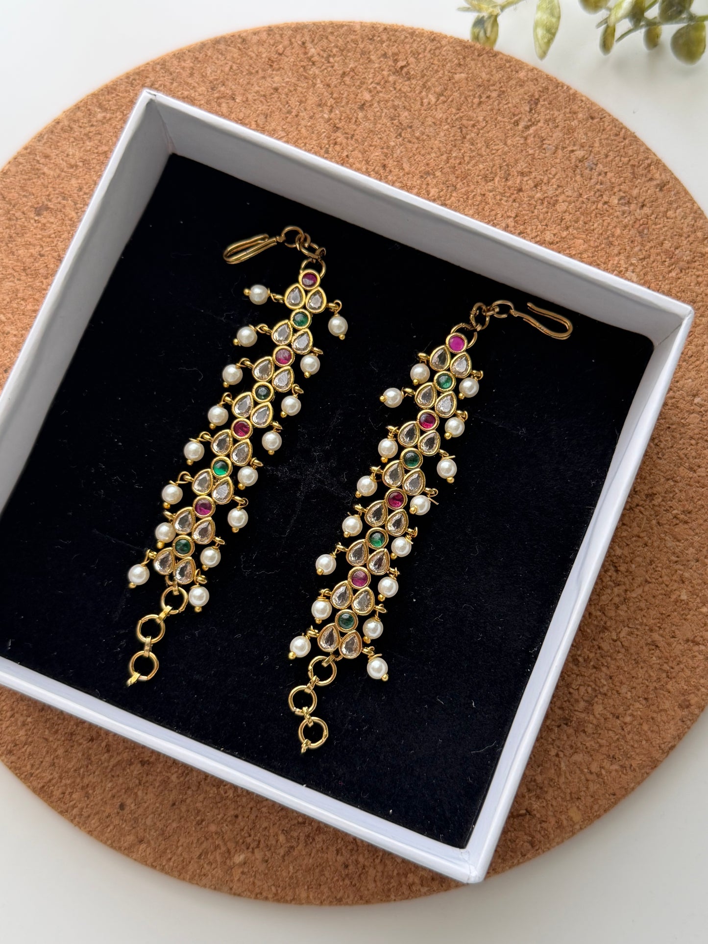 Classic Teardrop Kundan Mattal