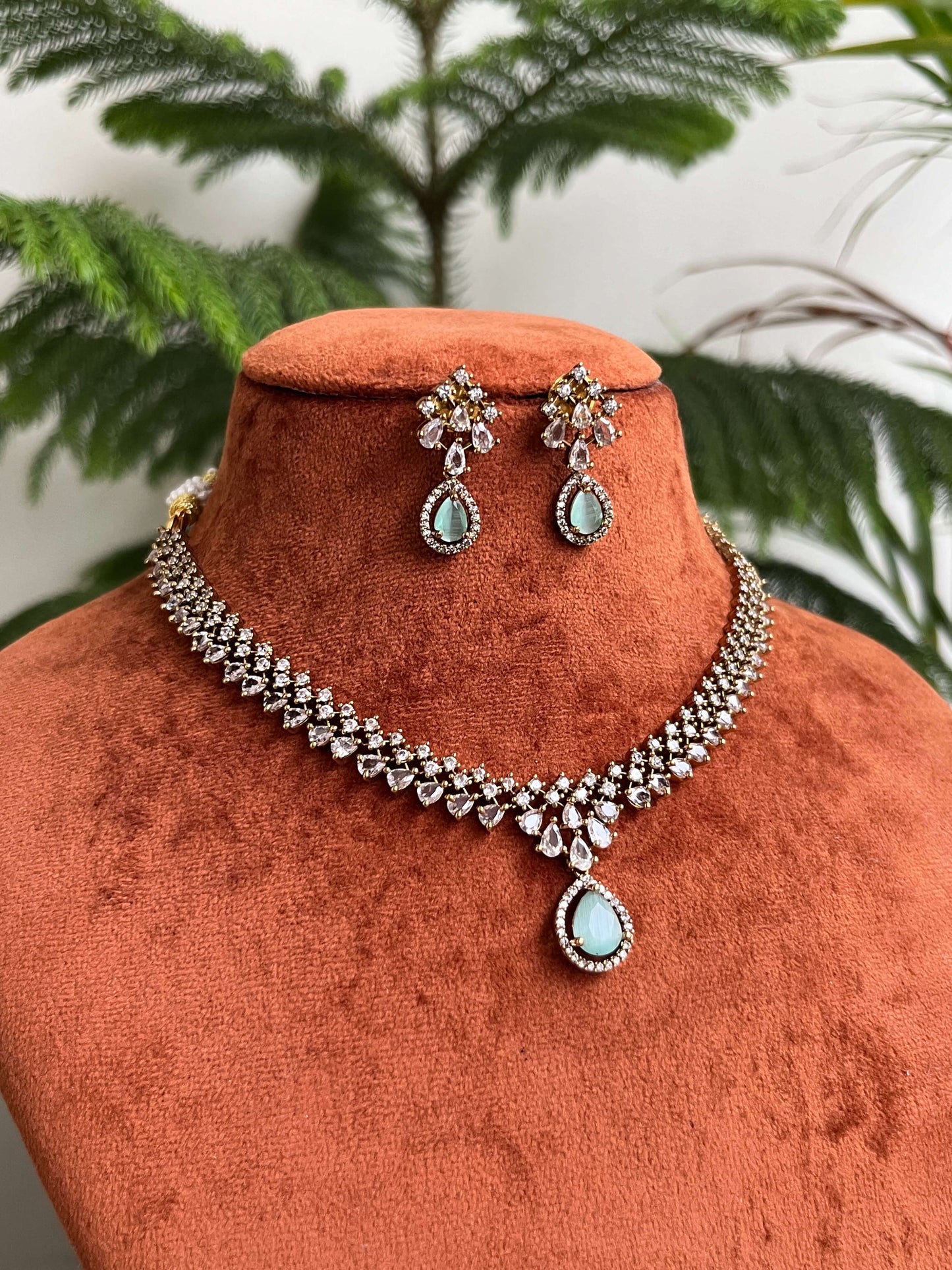 Victorian Style AD Necklace Set – Premium Finish