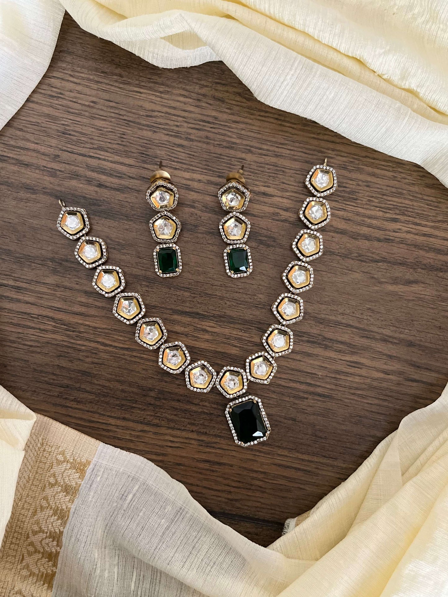 Kundan Silver Foil-Back Short Necklace with Green Stone & Matching Earrings