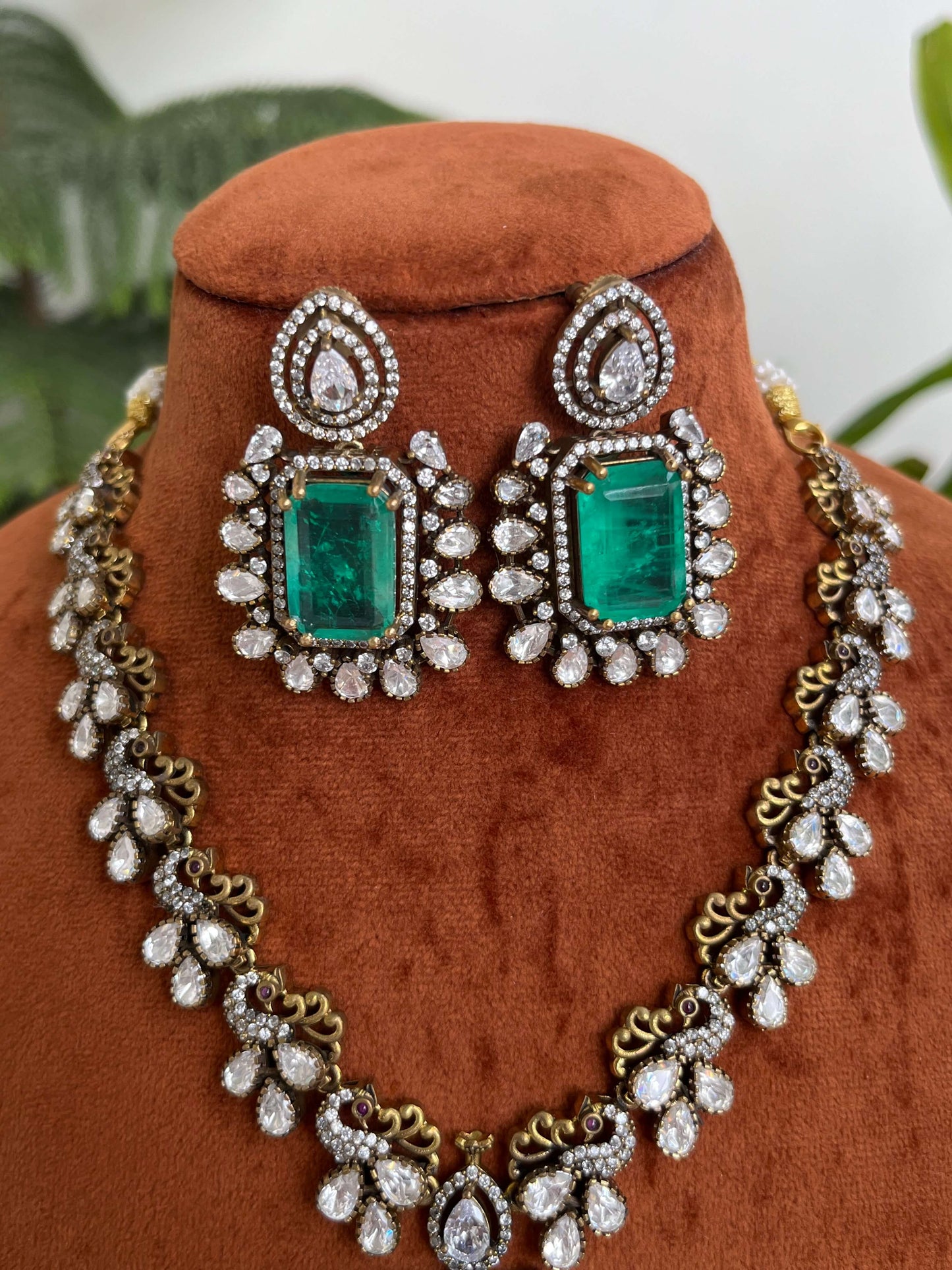 Moissanite Kundan Necklace Set with Green Doublet Stone | Bridal & Festive Jewelry