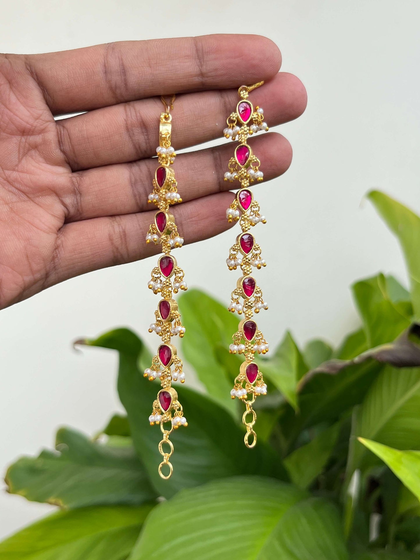 Jadau Kundan Mattal with Gutta Pusalu Pearls – Green & Ruby