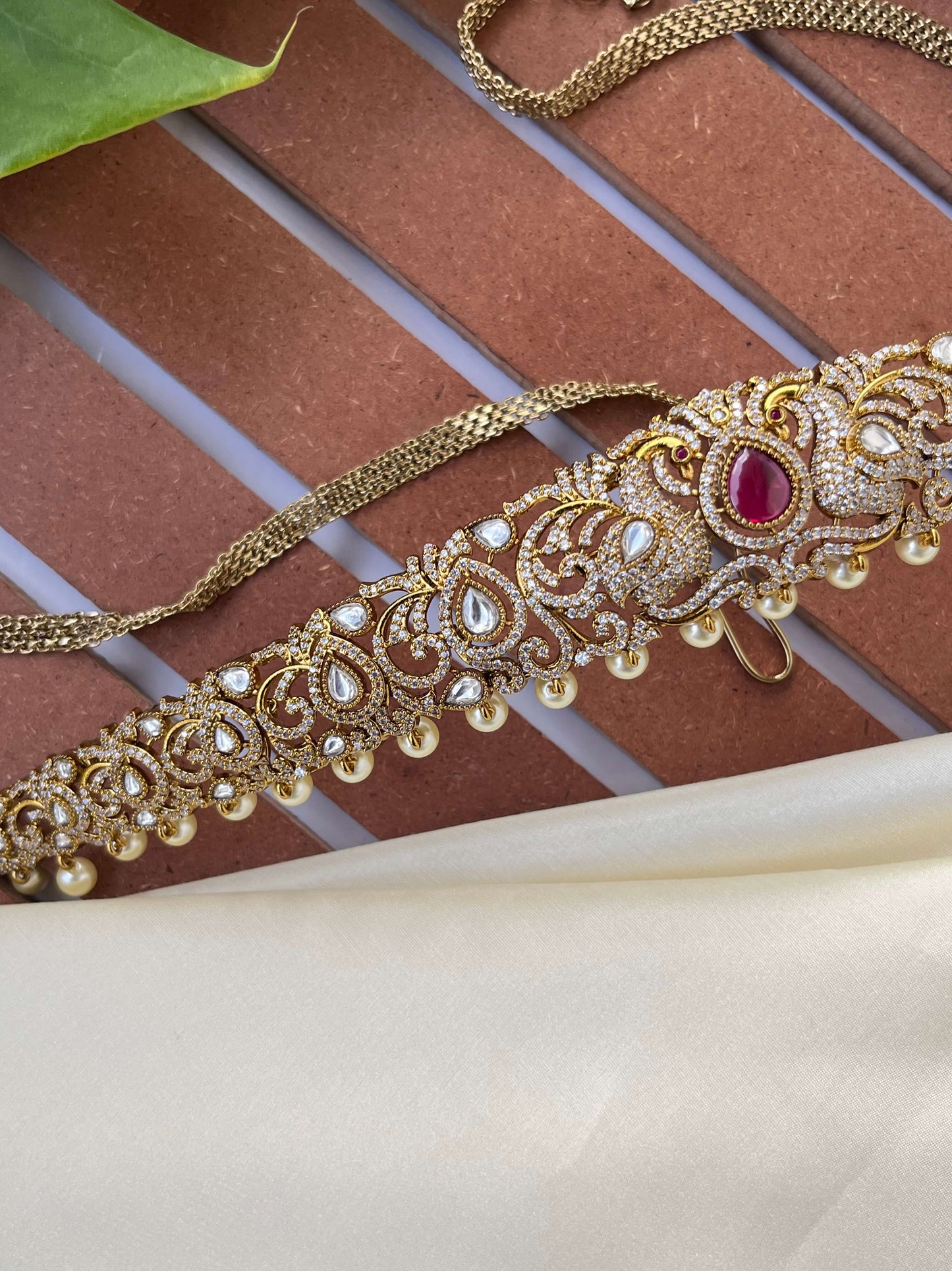 Victorian Non-Idol Peacock Motif Hipbelt – Fully Studded with Ruby Centerpiece