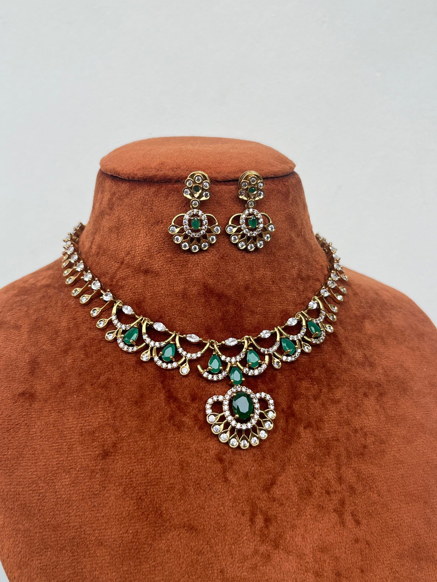 Floral Motifs Sleek Drops AD Necklace Set with Earrings – Lightweight & Elegant