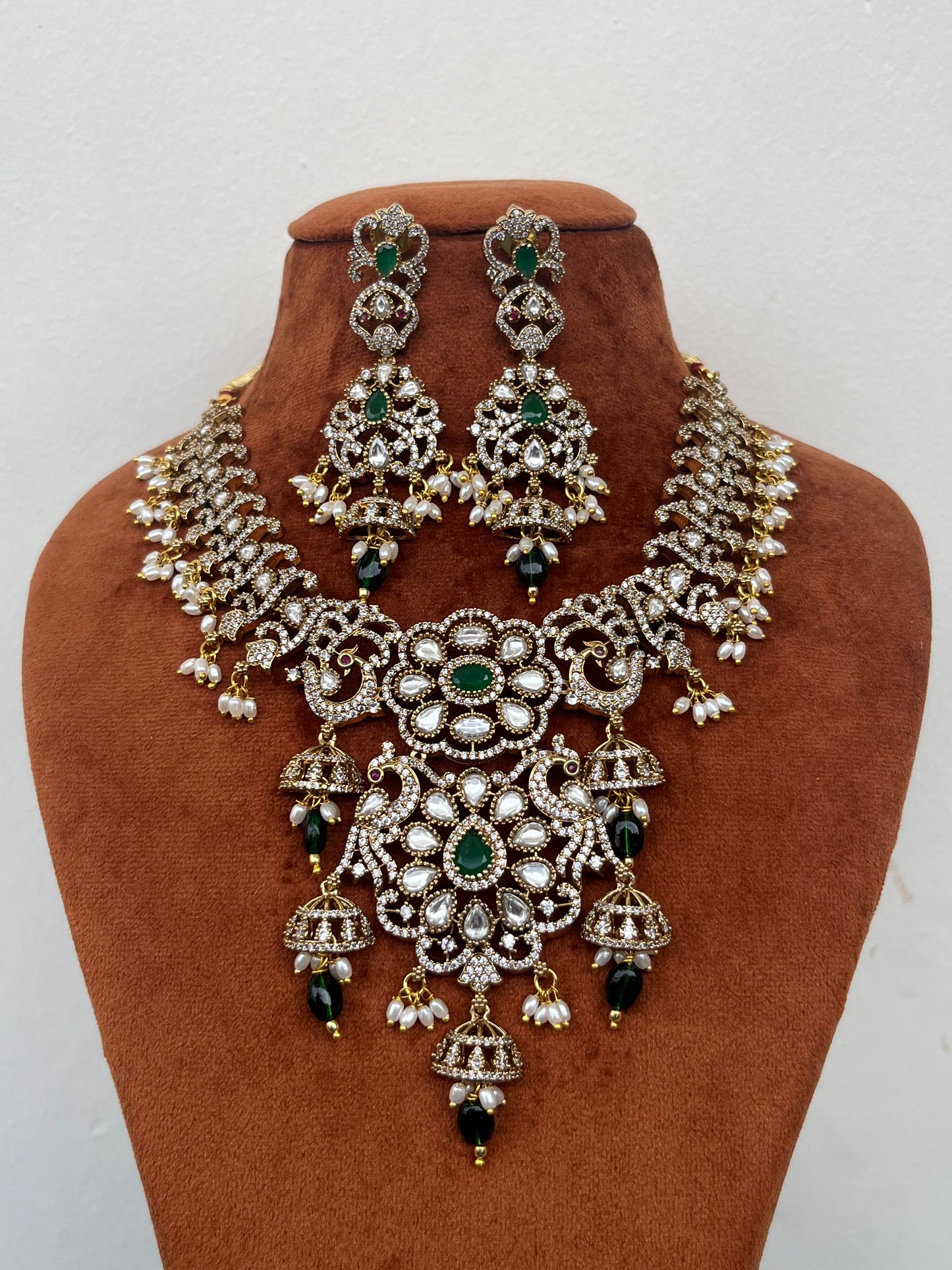 Kundan Peacock Motif Necklace Set with Emerald Accents – Bridal & Semi-Bridal Elegance
