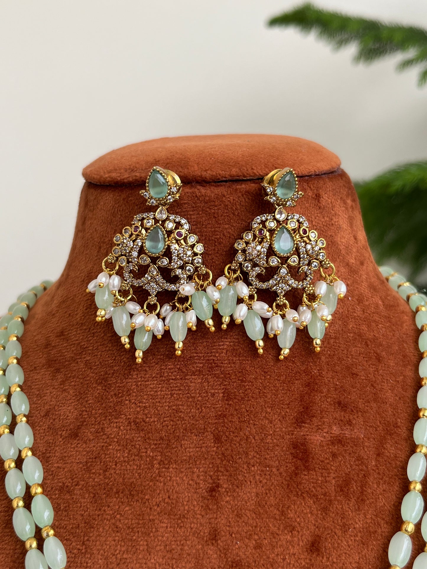 Mint Beads Haram with Victorian Pendant - with Earrings