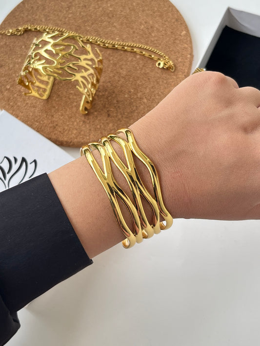 Tetsu Bracelet Cuff