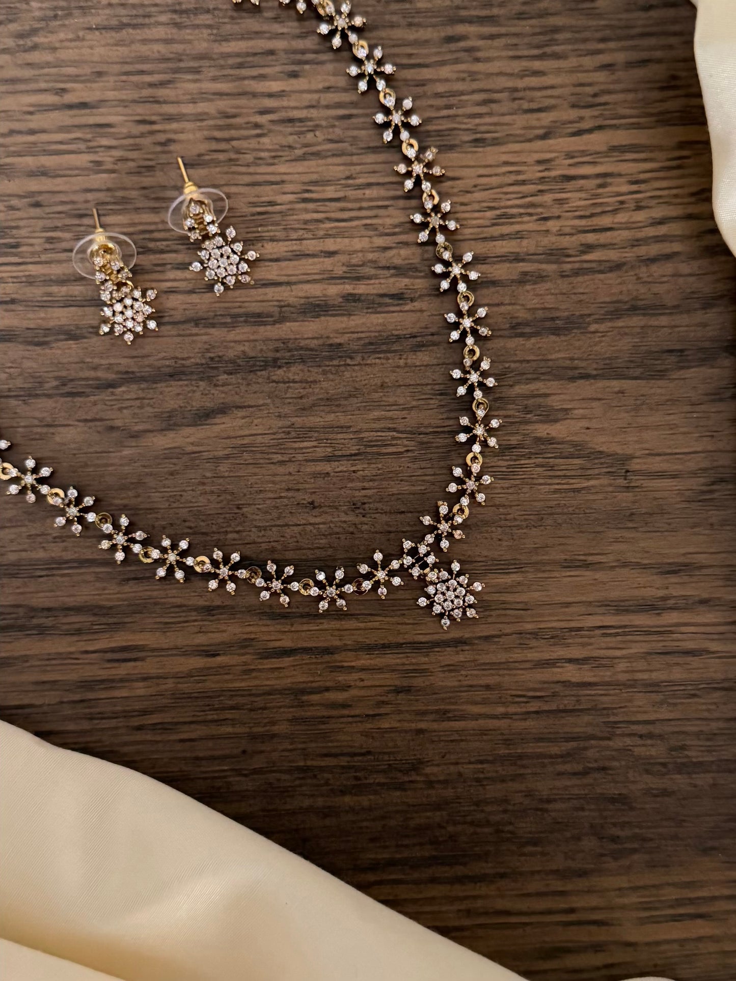 Star Line AD Necklace – Minimal & Trending – With Stud Earrings 13