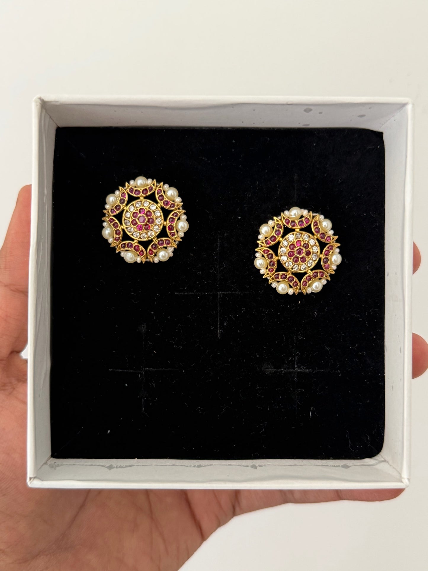 Luxury Floral Round Studs with Premium Finish Pearls