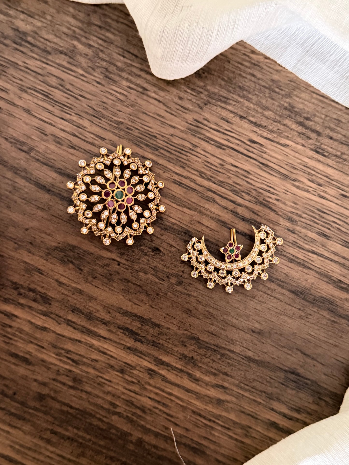 Grand surya chandra hair accessory