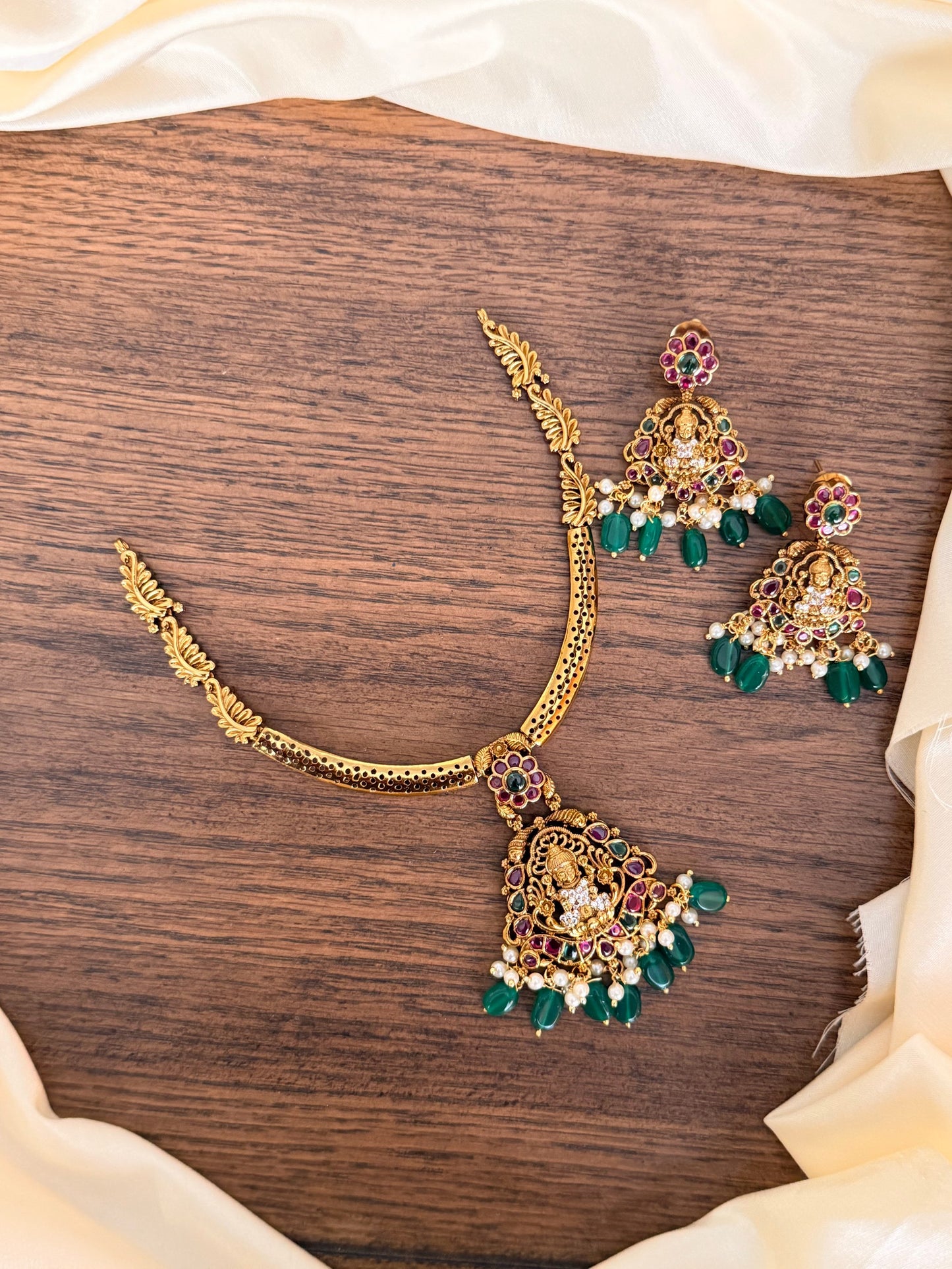 Temple Style Lakshmi Devi Kanti Necklace Set