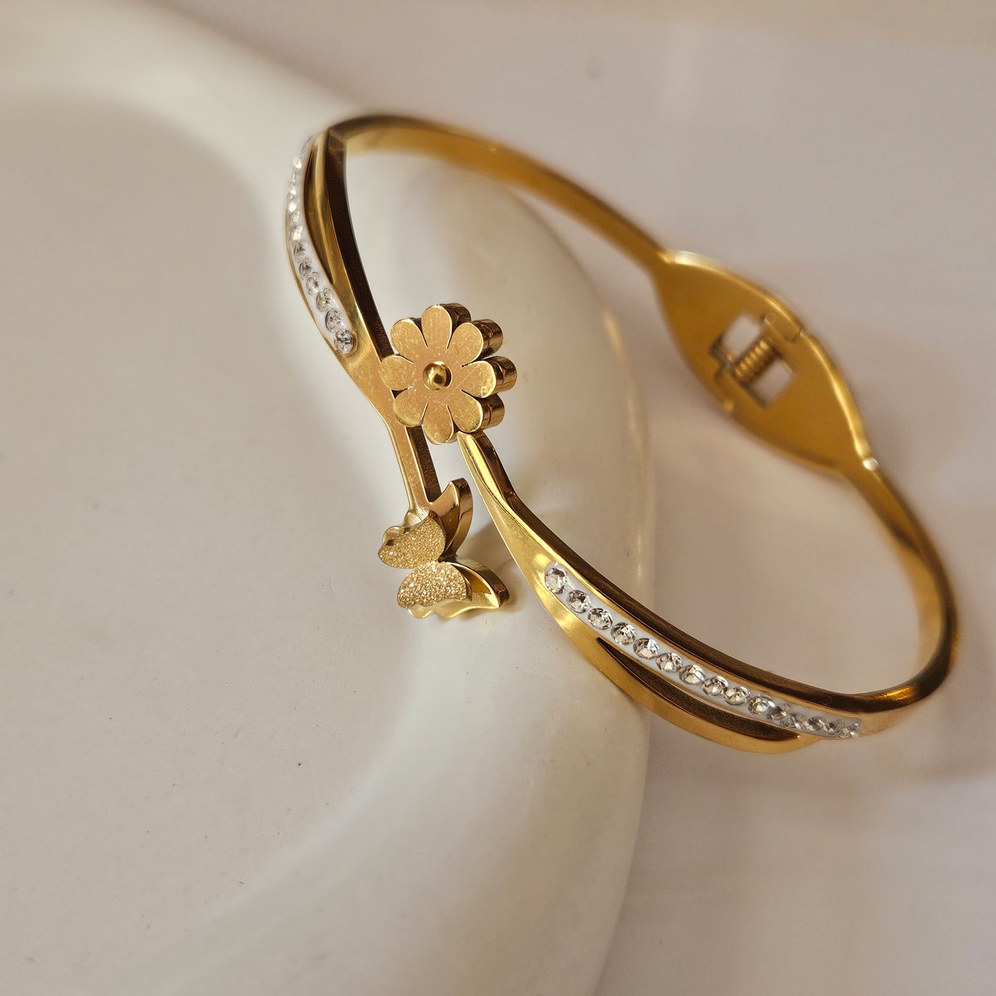 Daisy Band