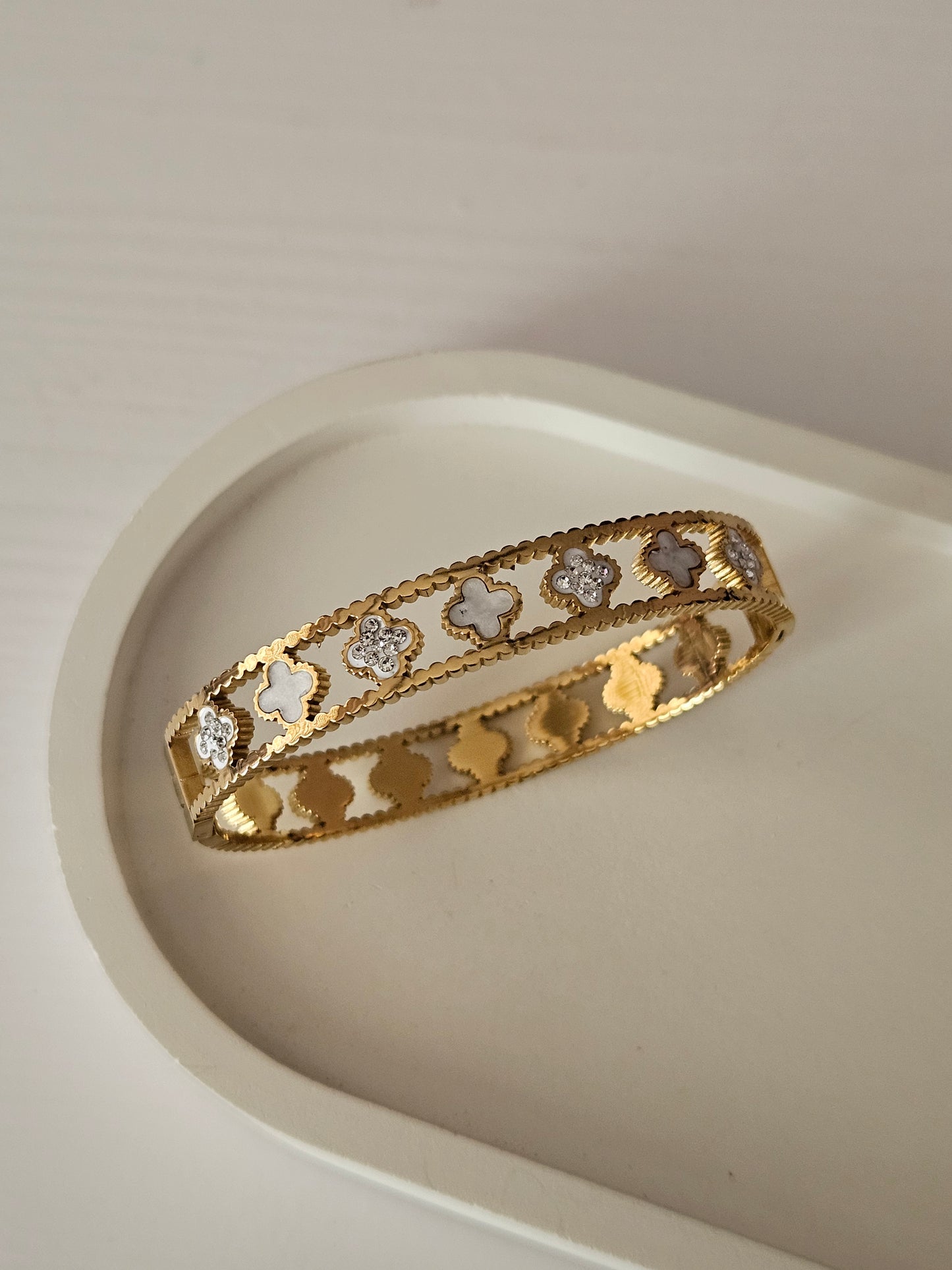 Clover 2.0 Band