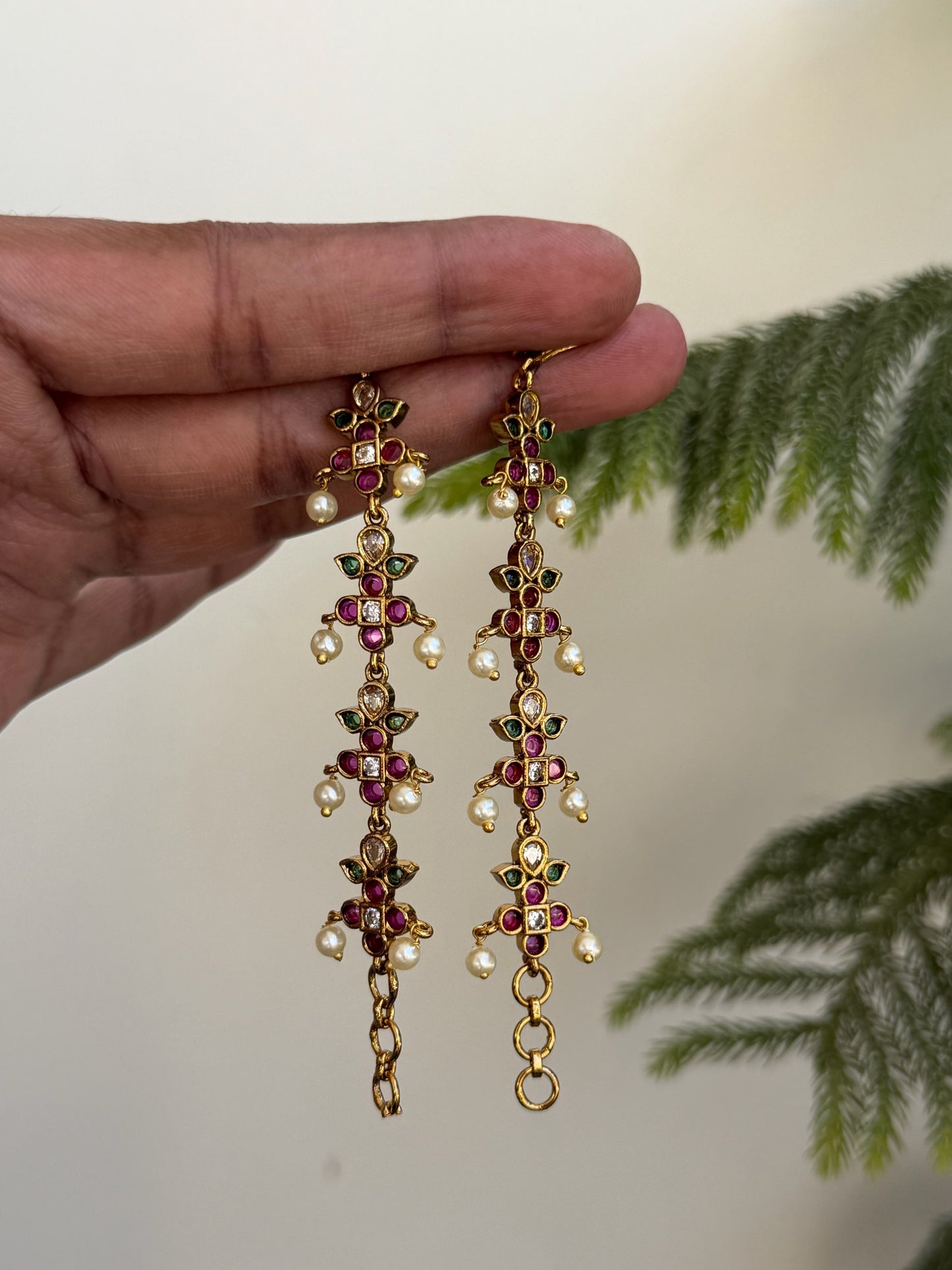Floral Cluster Multi-Stone Mattal