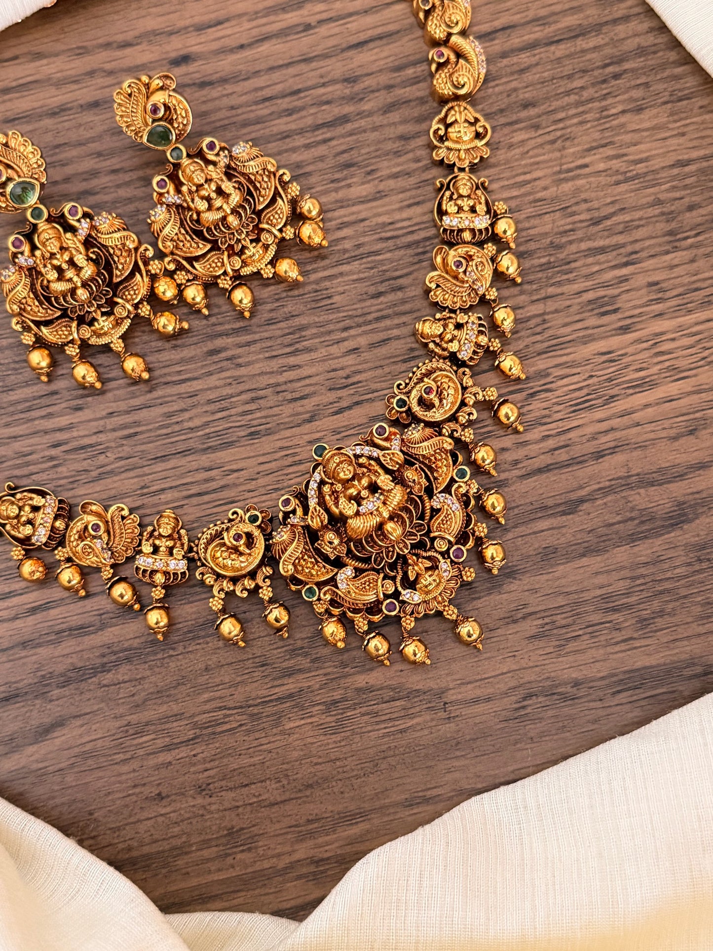Premium Nakshi Temple Jewelry Set | Handcrafted Antique Gold Necklace with Kemp Stones and Nature-Inspired Motifs