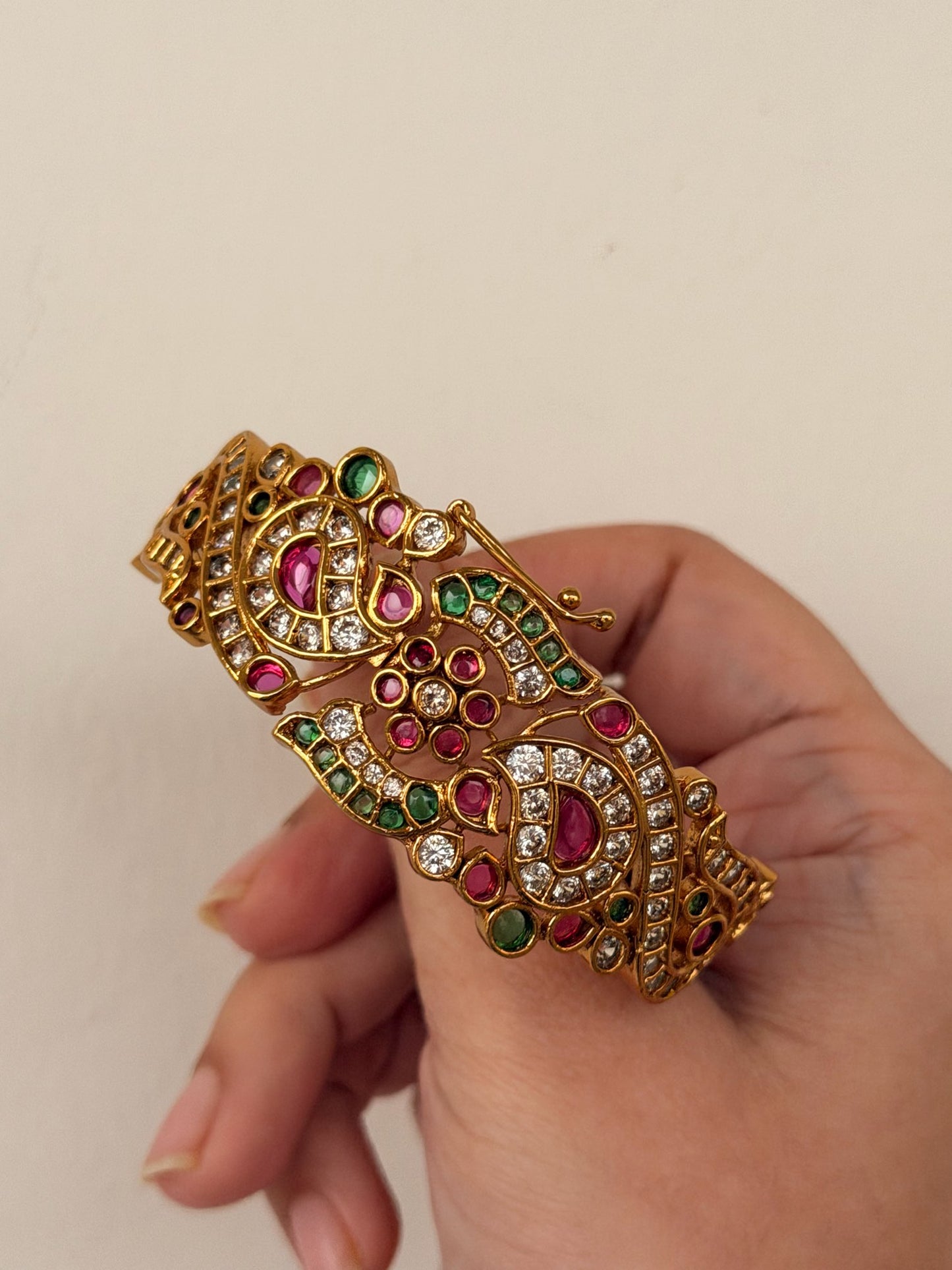 Openable Kemp Stone Kada with CZ Detailing