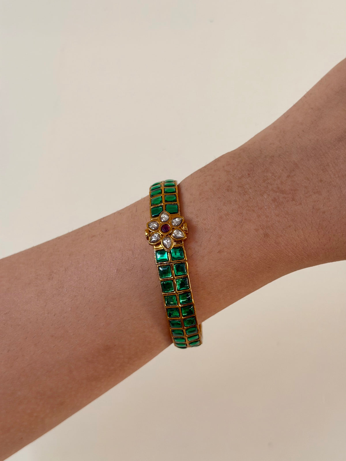 Jadau Kundan Meenakari Floral Bangle