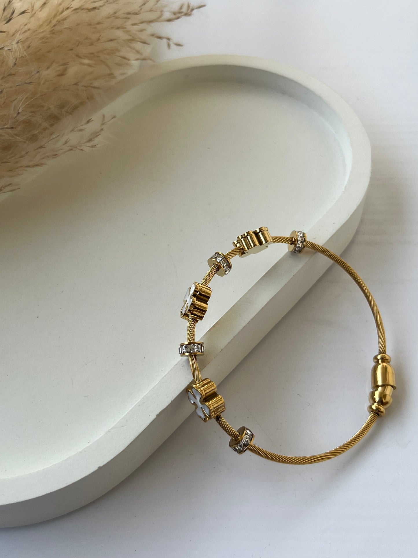Clover Band