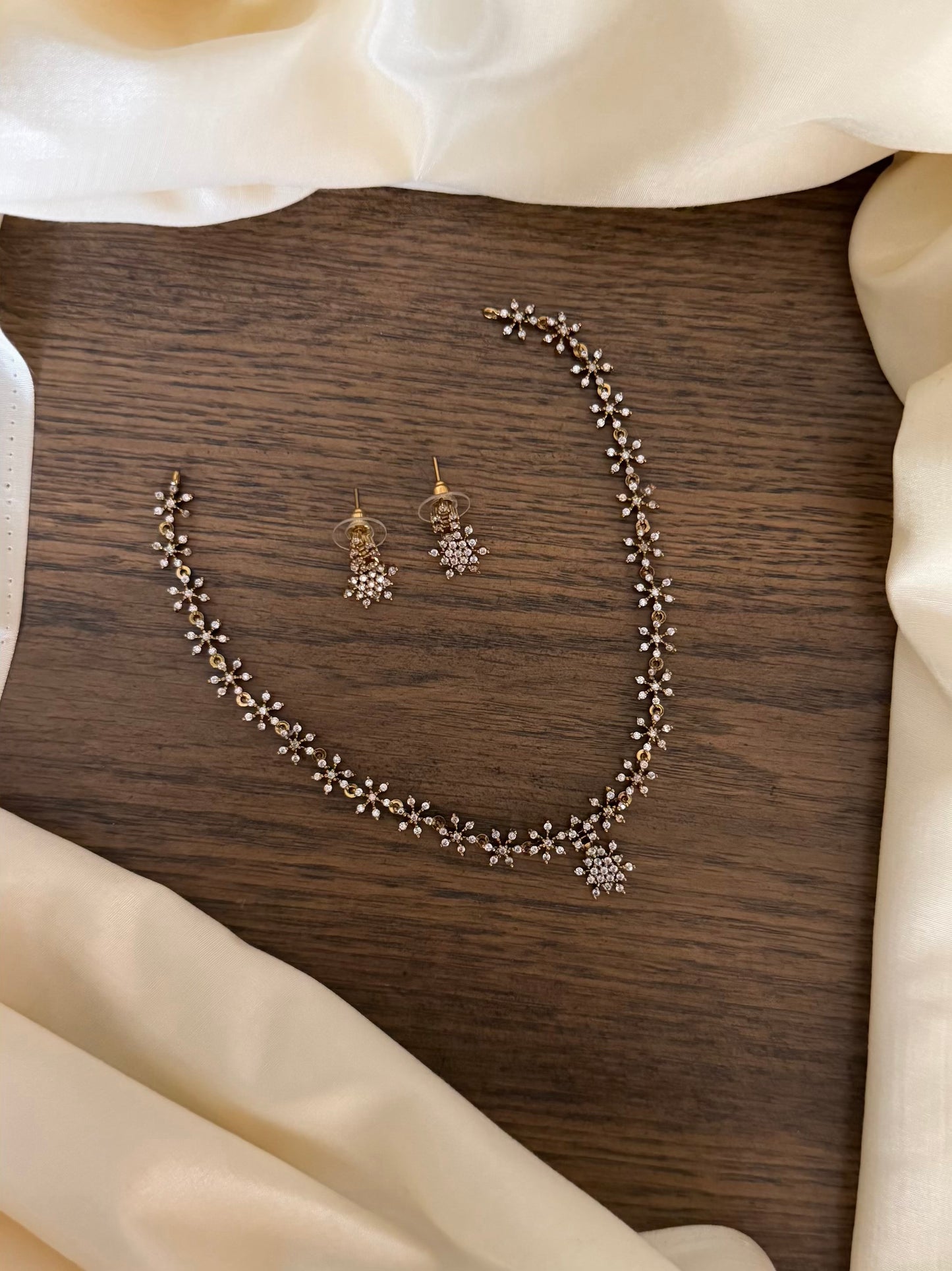 Star Line AD Necklace – Minimal & Trending – With Stud Earrings 13