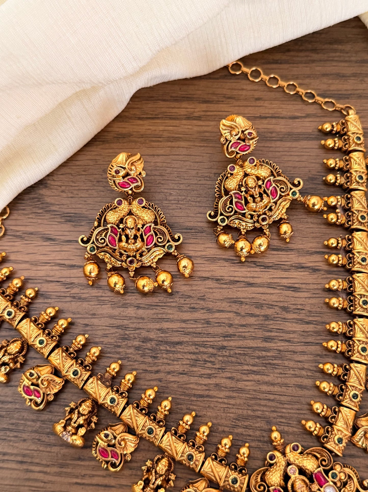 Antique Jadau Kundan Lakshmi Temple Jewelry Set | Handcrafted Nakas Necklace with Matching Jhumka Earrings