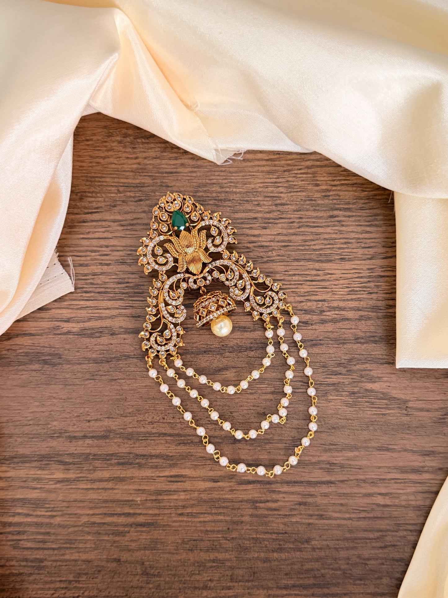 Antique Finish Pearl Chain Hair Accessory