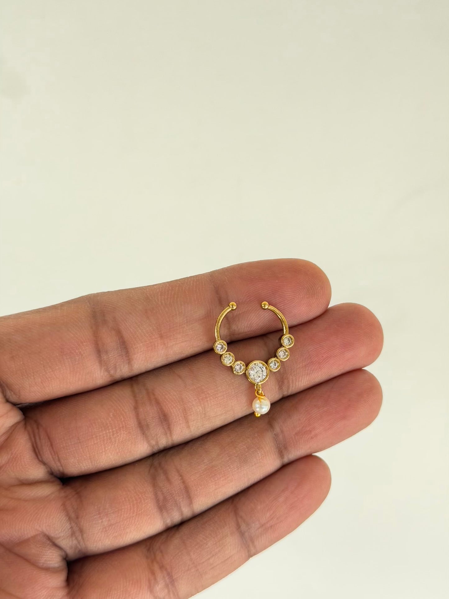 Simple & Beautiful Nose Pin