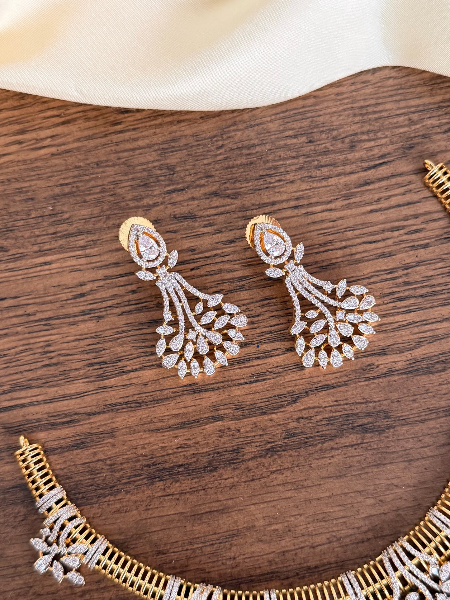 Luxury Dual Tone AD Kanti Set