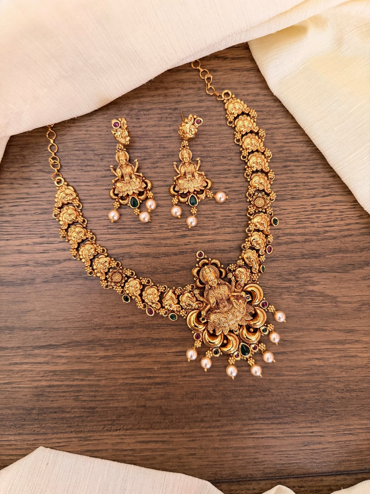 Antique Gold Look Temple Jewelry Set - Goddess Lakshmi Pendant with Pearl Accents