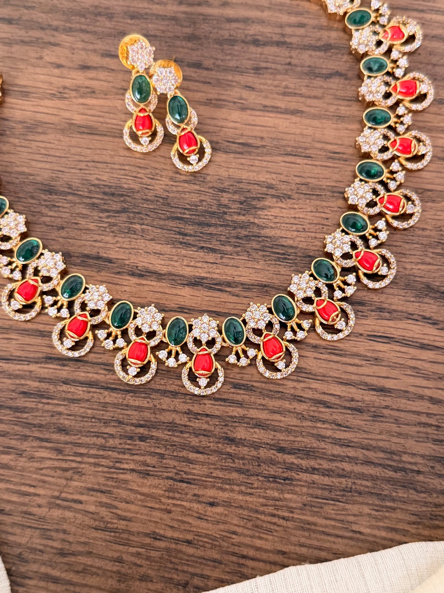 Premium Coral Motif Necklace Set in Brass – Red & Green