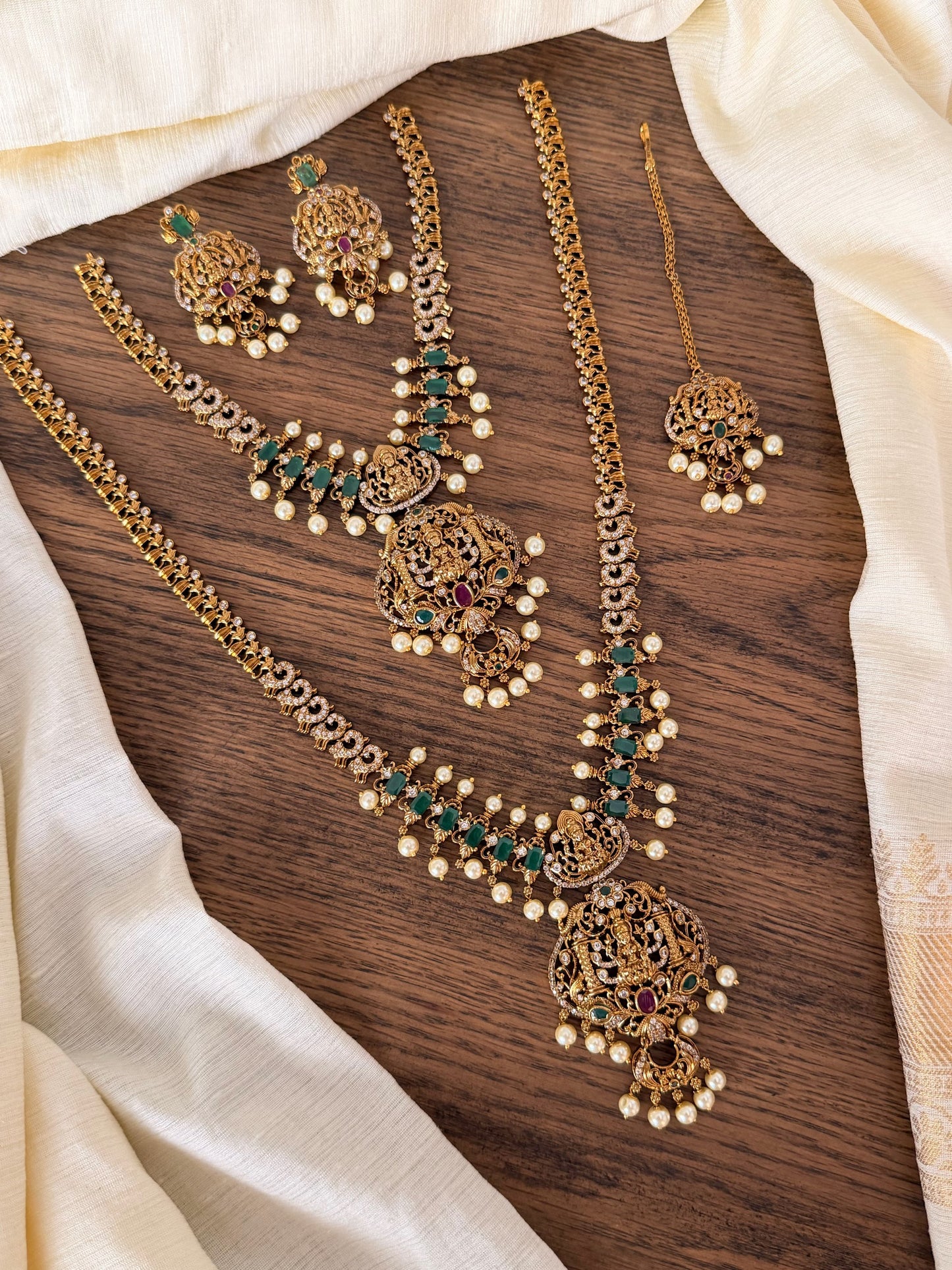 Bridal Nakshi Combo Jewellery Set – Short Necklace, Long Haram & Maang Tikka