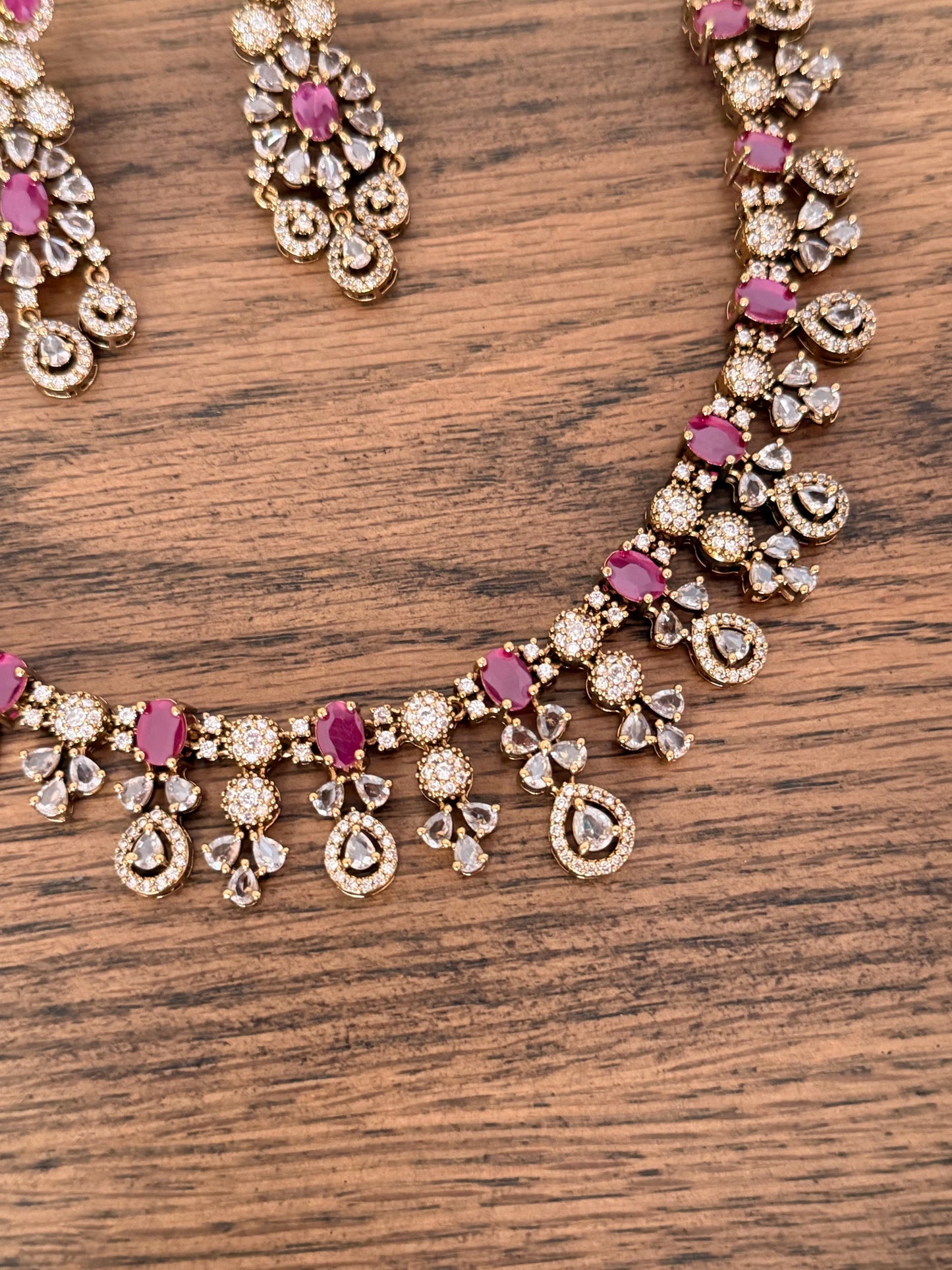 Premium Designer Victorian Necklace Set