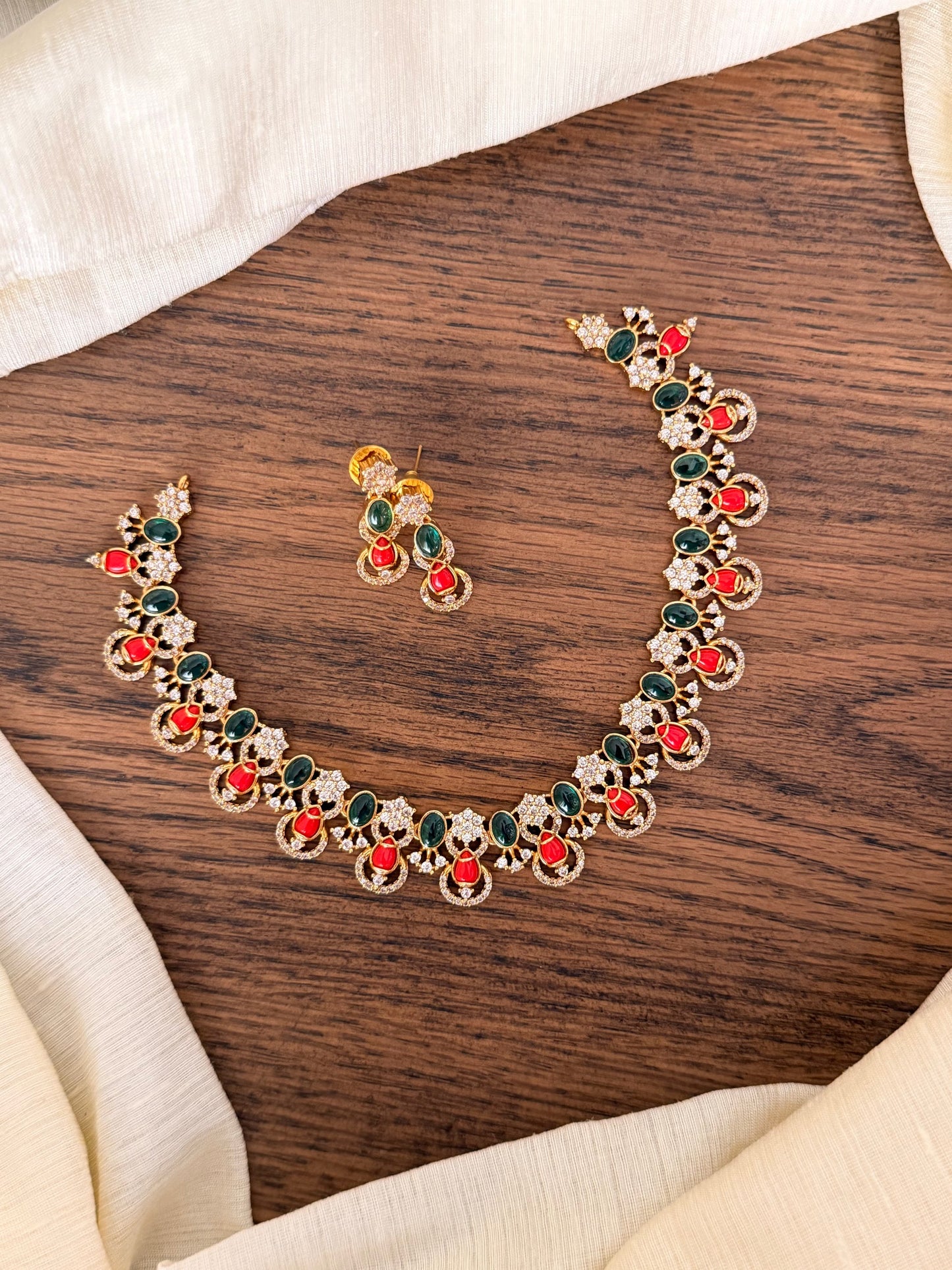 Premium Coral Motif Necklace Set in Brass – Red & Green