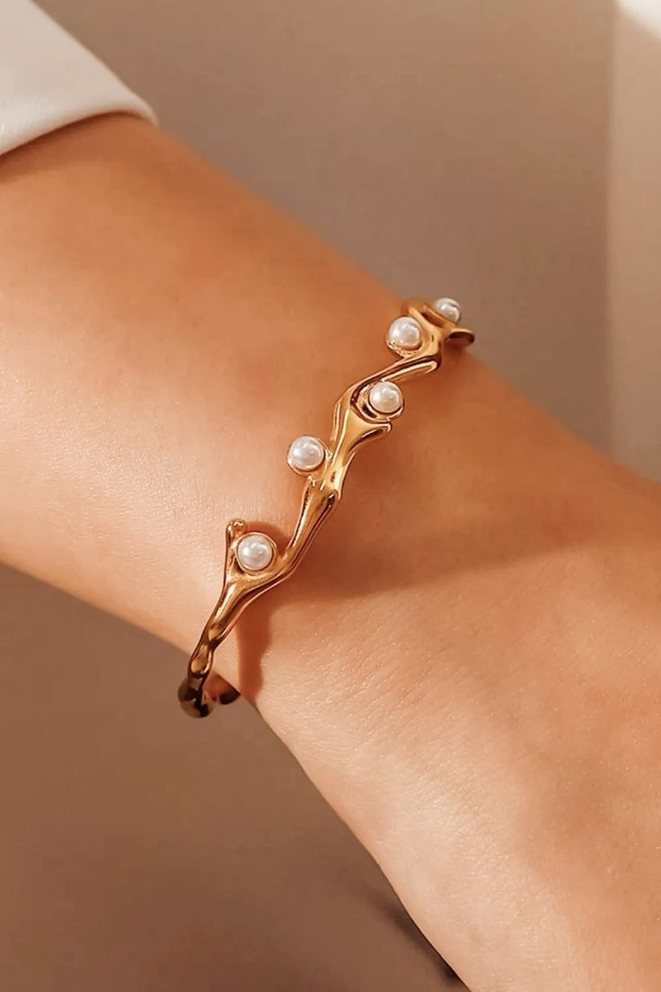 Boho Pearl Rakhi Gift Combo – Maurea Necklace, Pascha Pearl Studs & Maggie Cuff