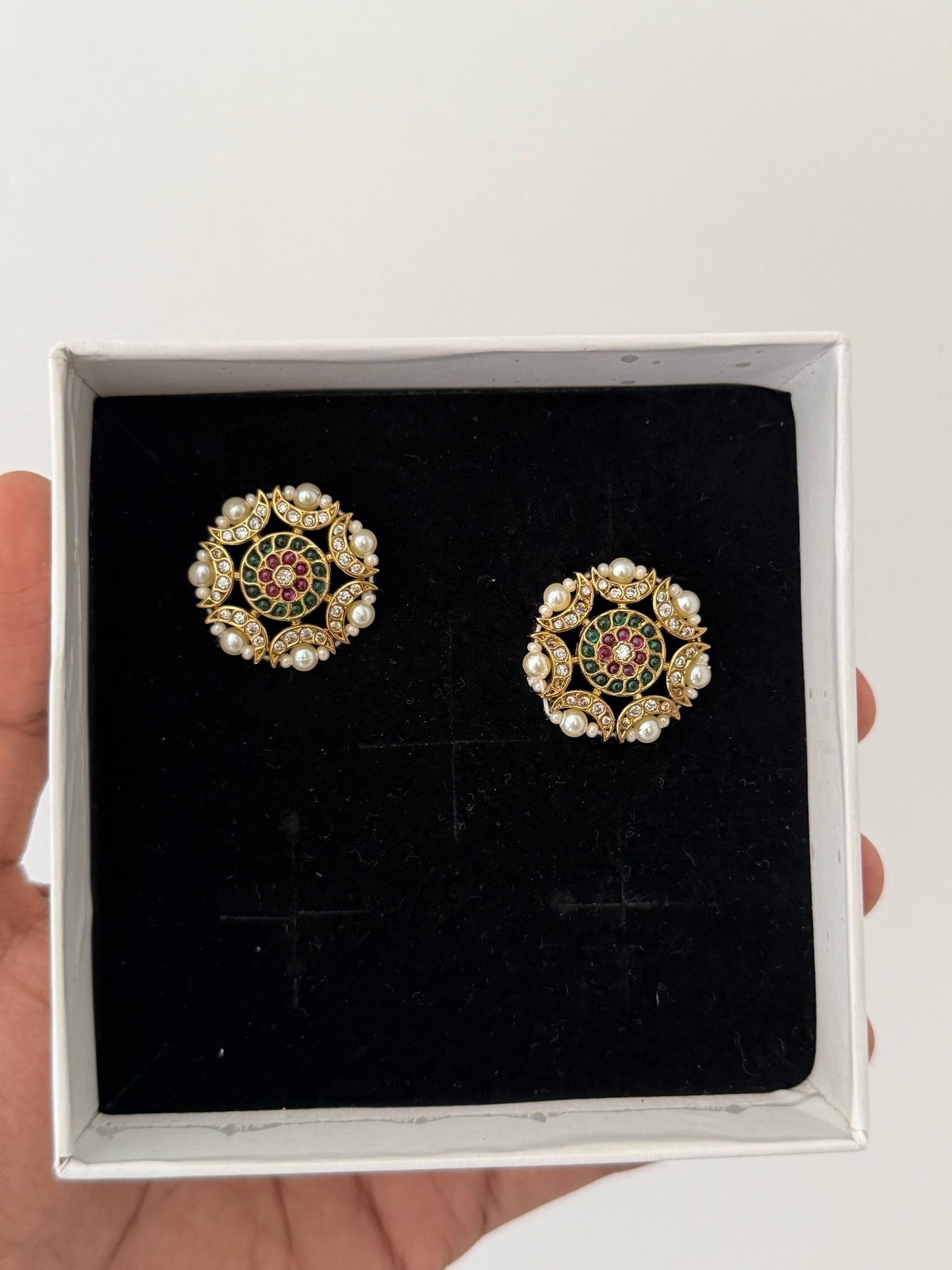 Luxury Floral Round Studs with Premium Finish Pearls