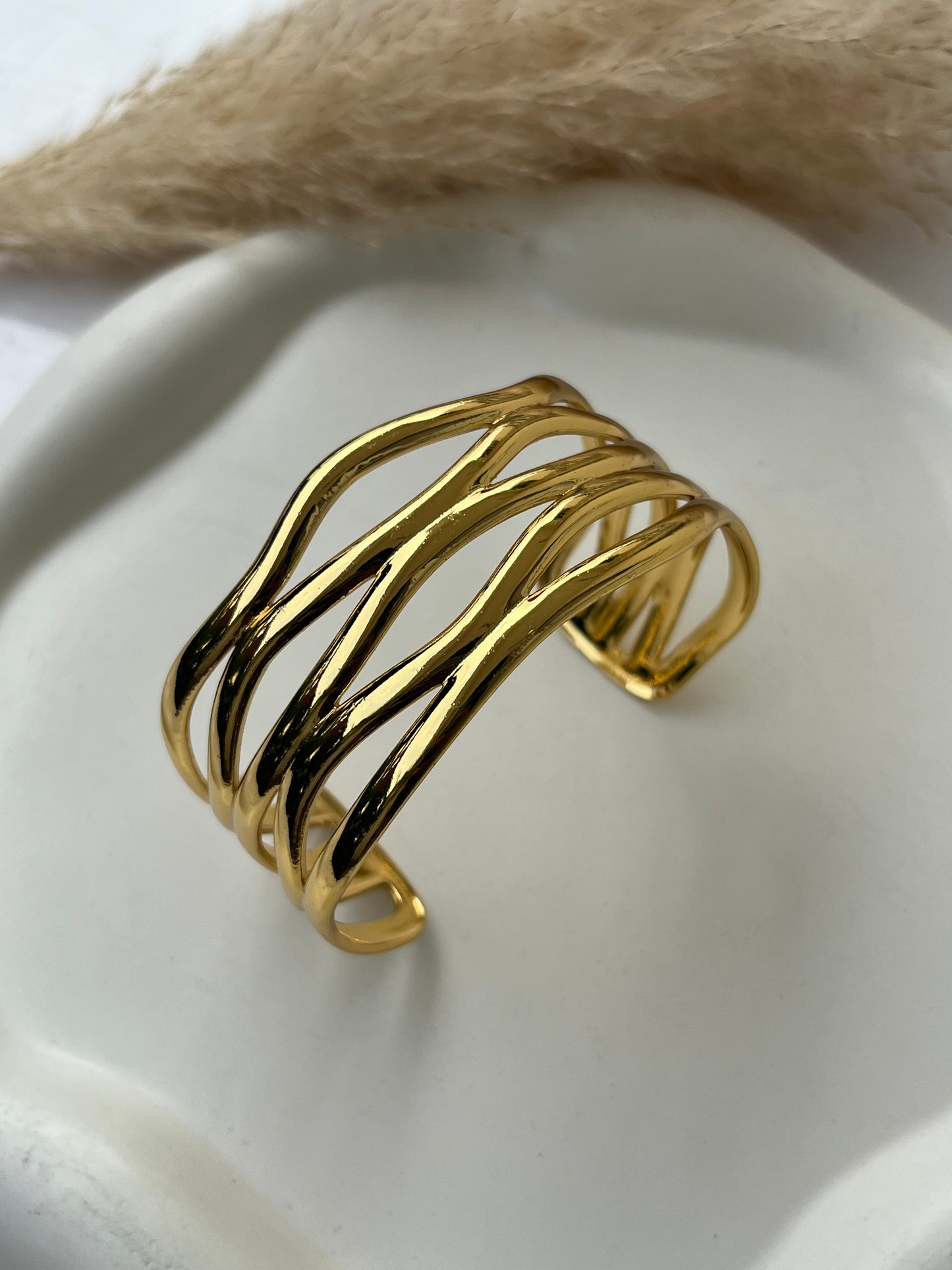 Tetsu Bracelet Cuff