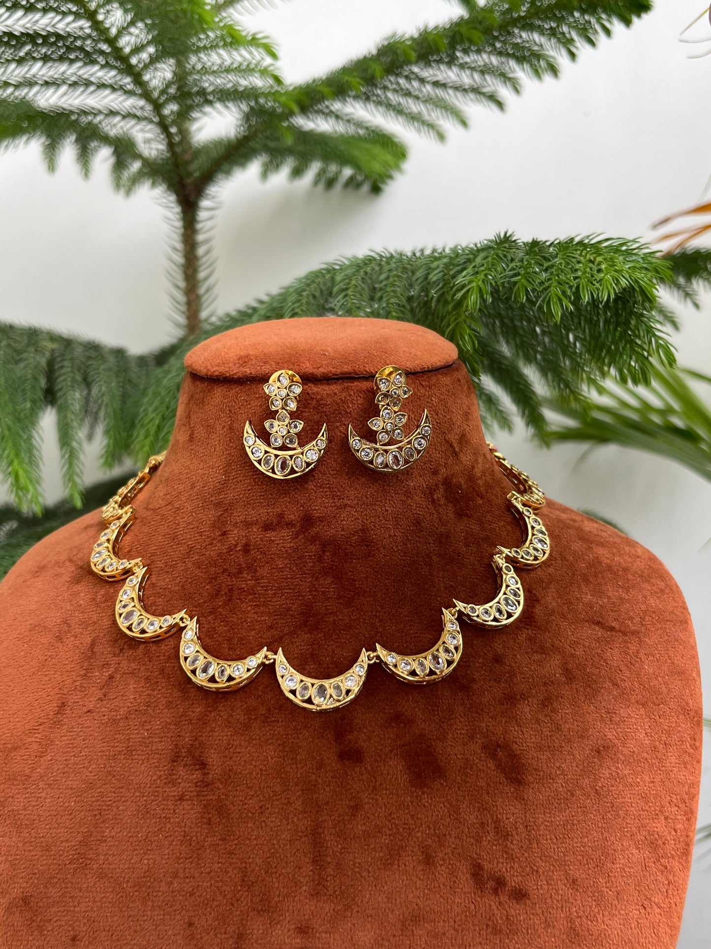 Chandh Necklace Set